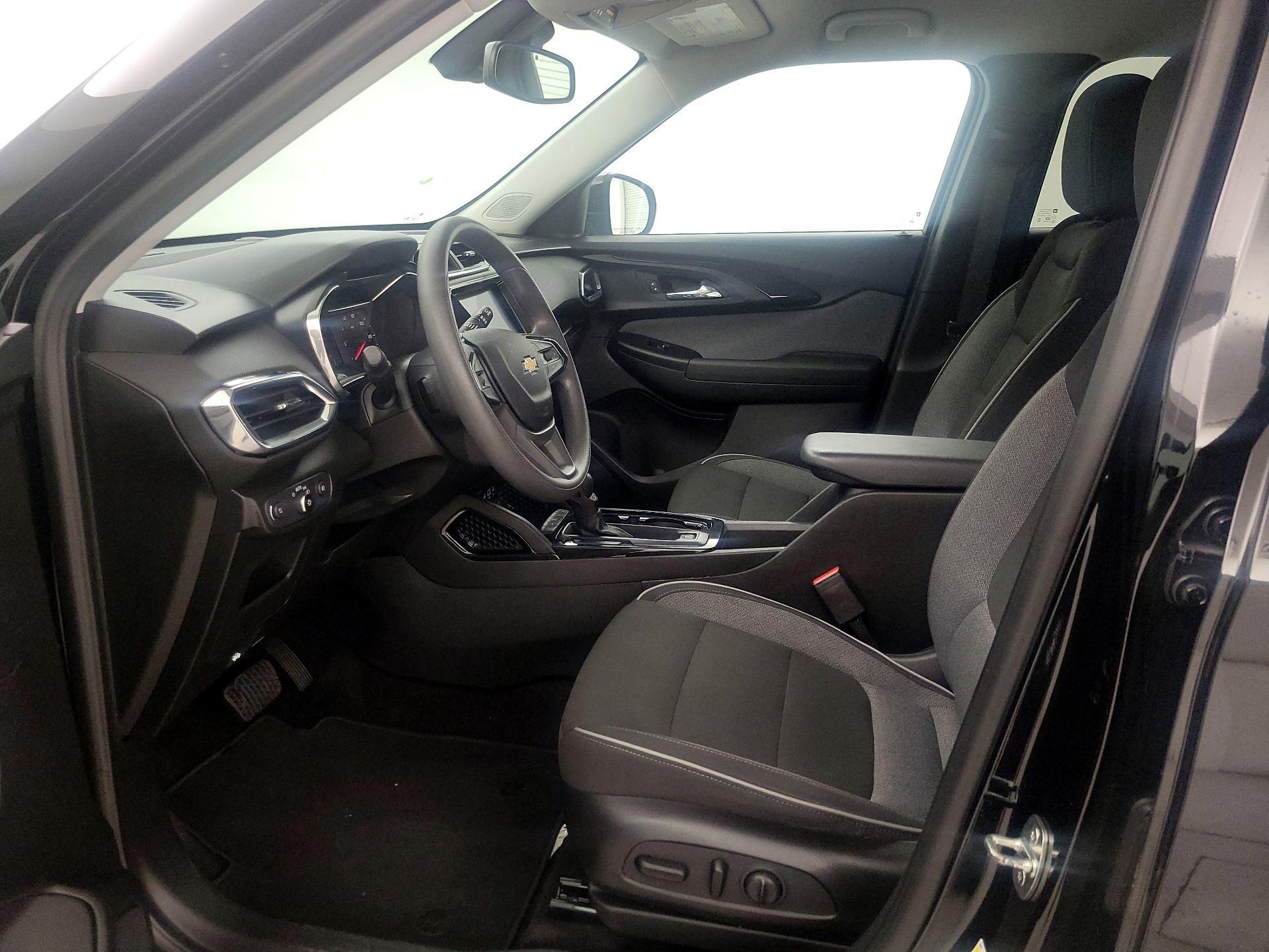 Thumbnail: 2021 Chevrolet TrailBlazer - 11