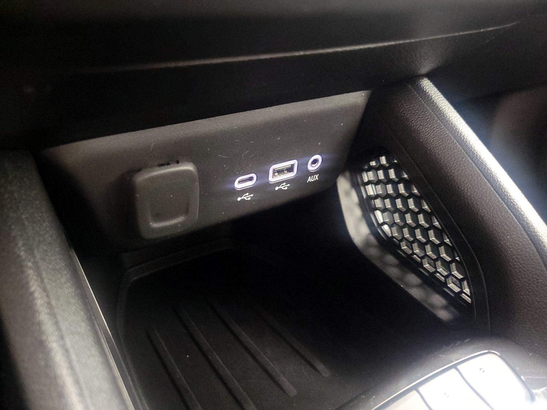 Thumbnail: 2021 Chevrolet TrailBlazer - 18