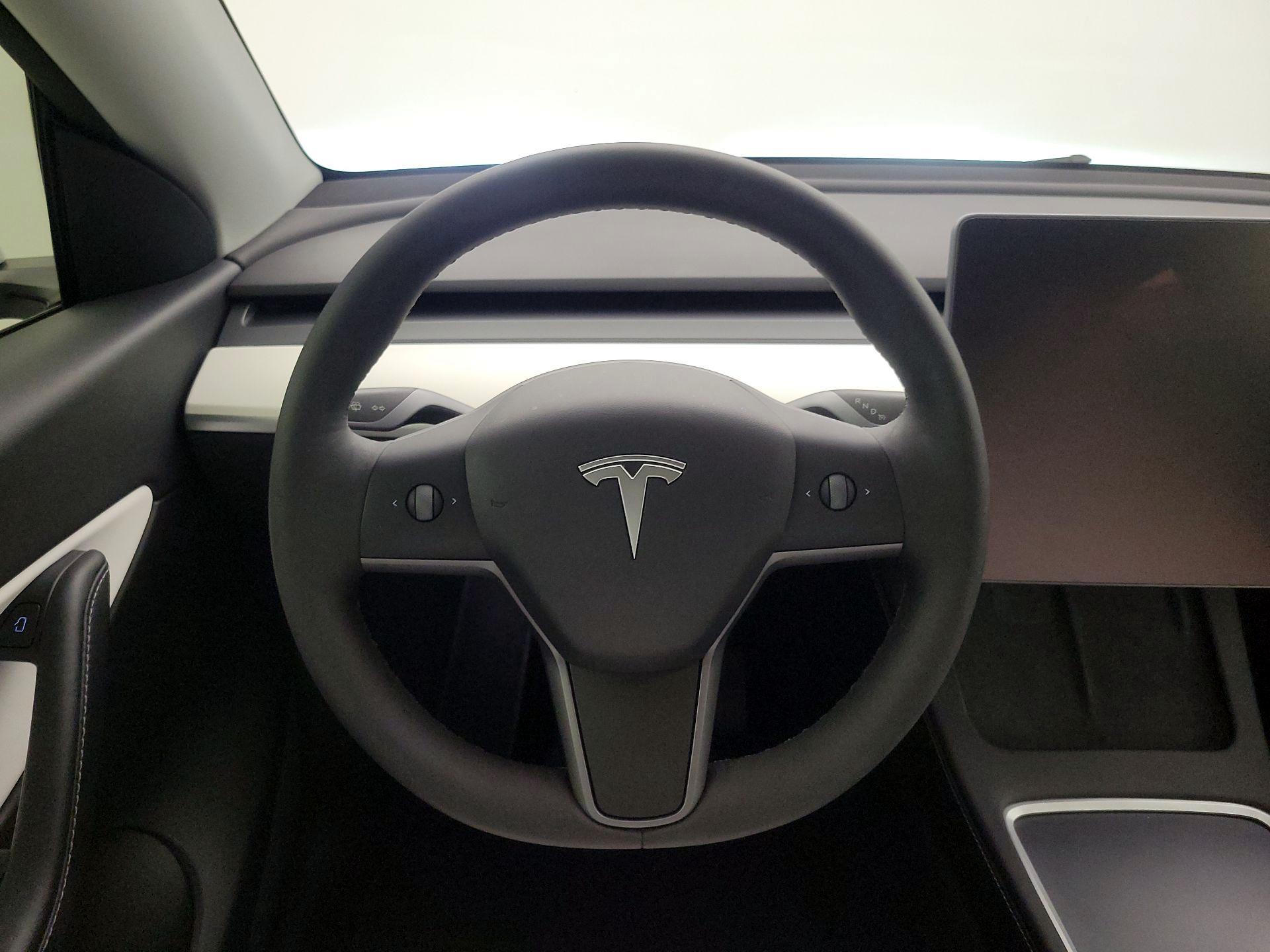 Thumbnail: 2022 Tesla Model Y - 10