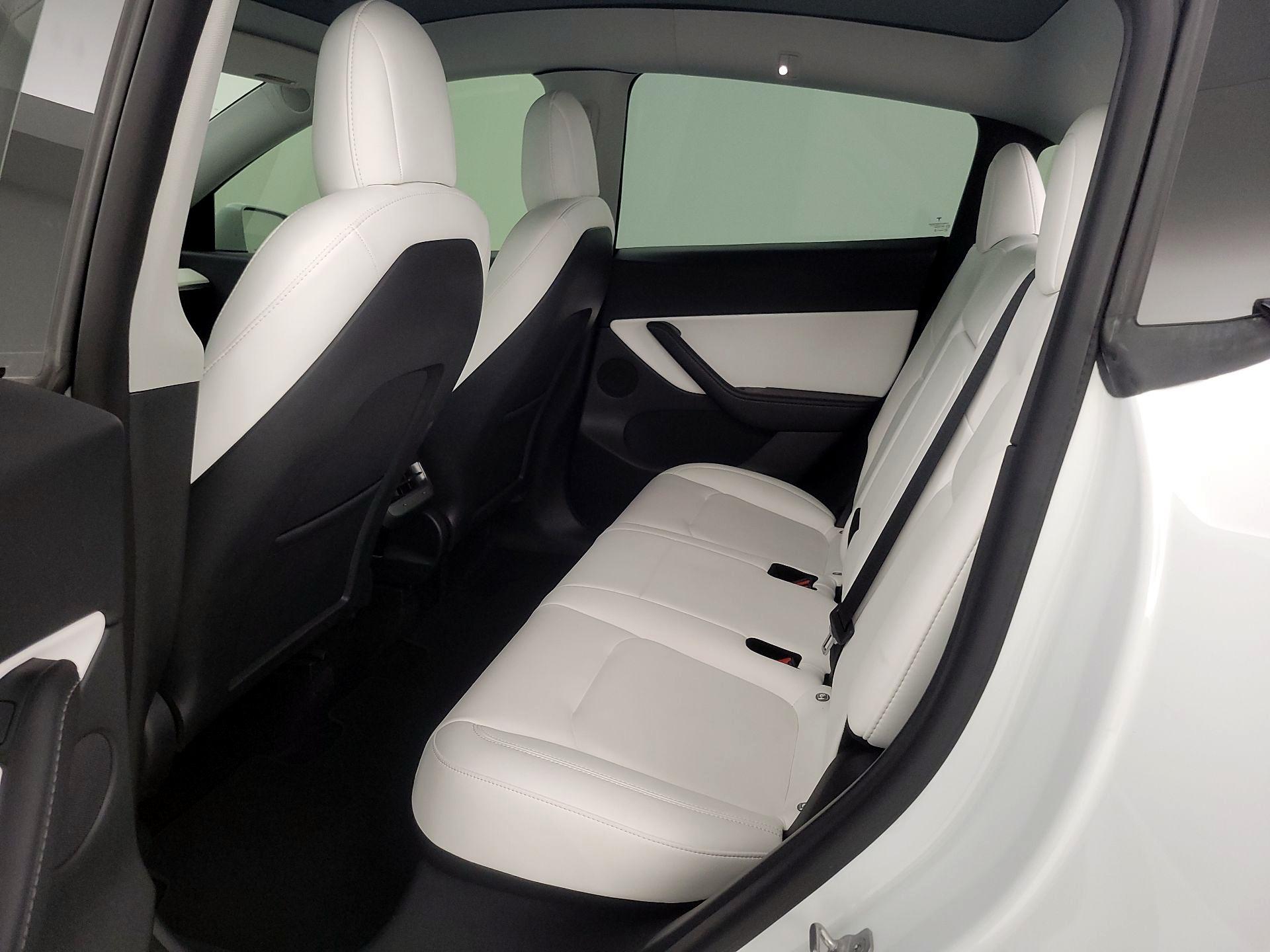 Thumbnail: 2022 Tesla Model Y - 19