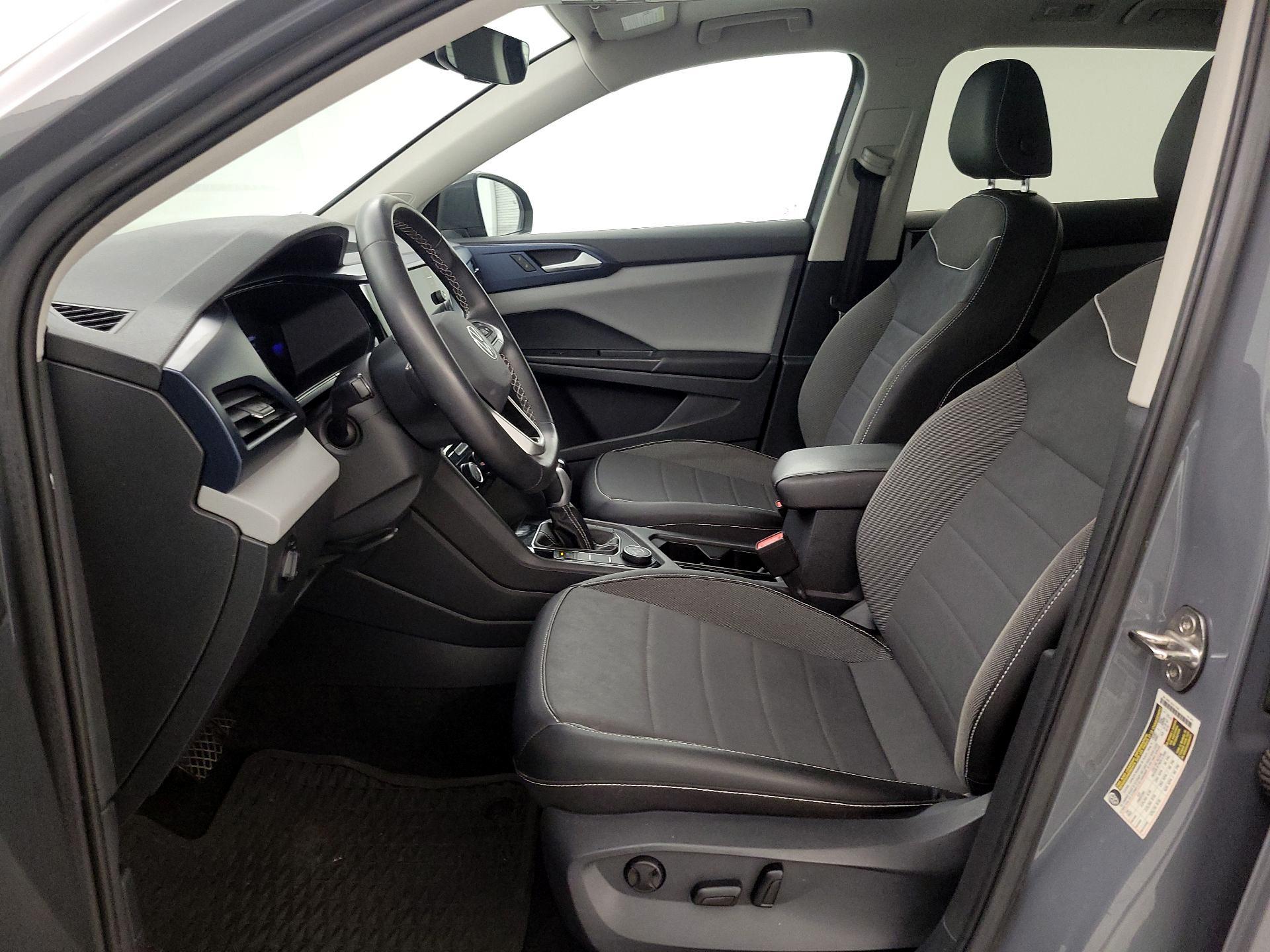 Thumbnail: 2023 Volkswagen Taos - 11