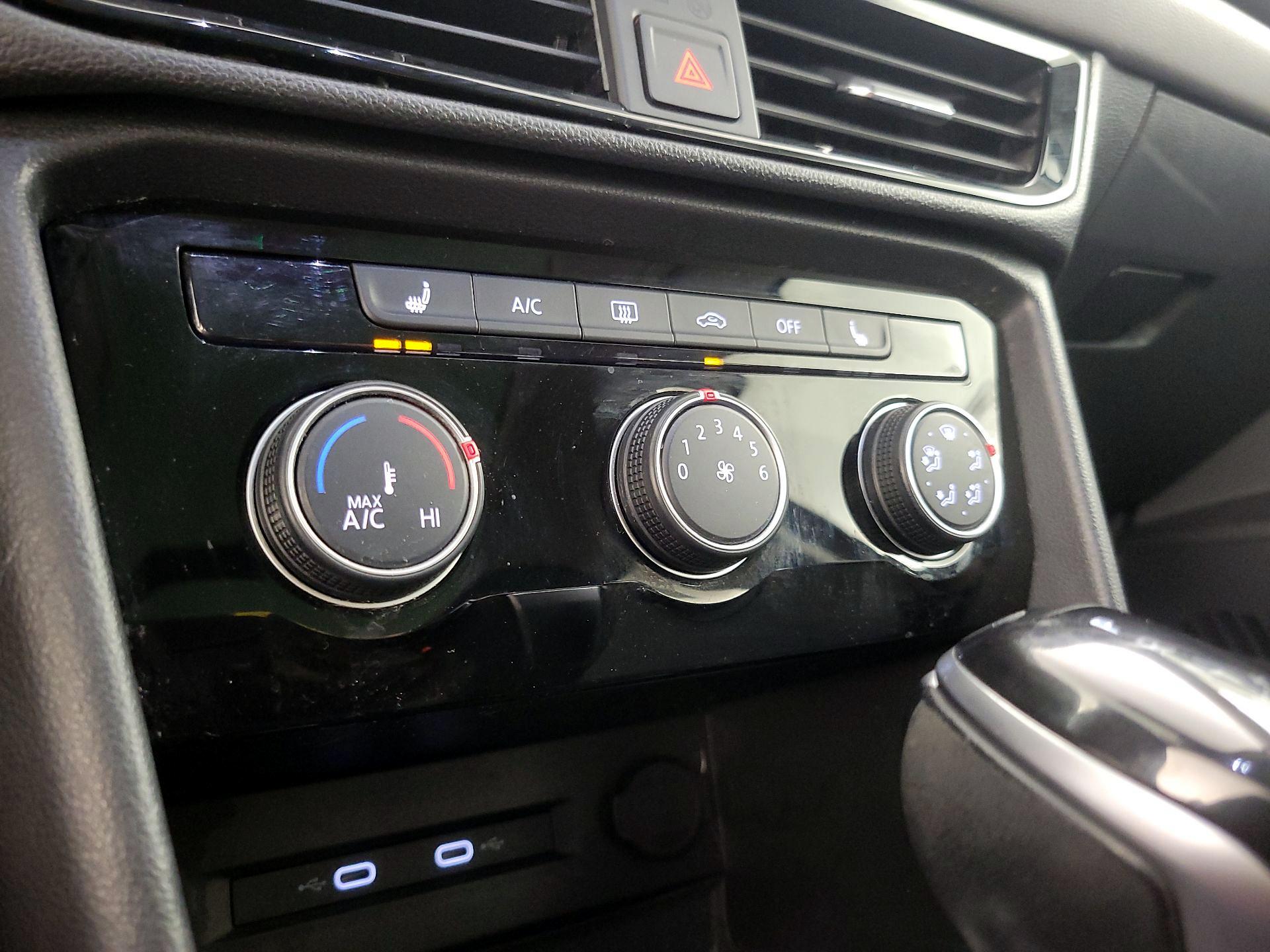 Thumbnail: 2023 Volkswagen Taos - 16