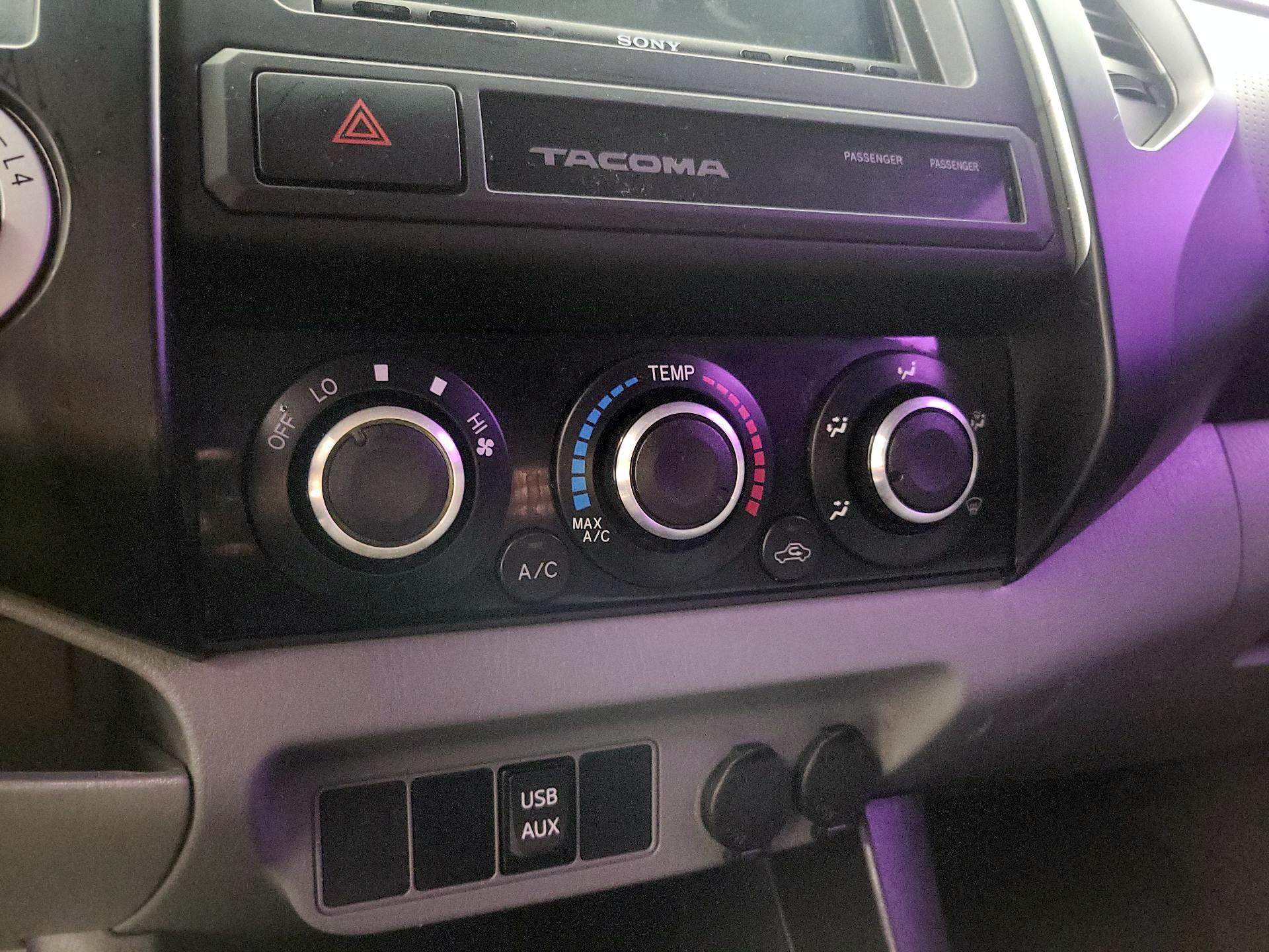 Thumbnail: 2015 Toyota Tacoma - 16