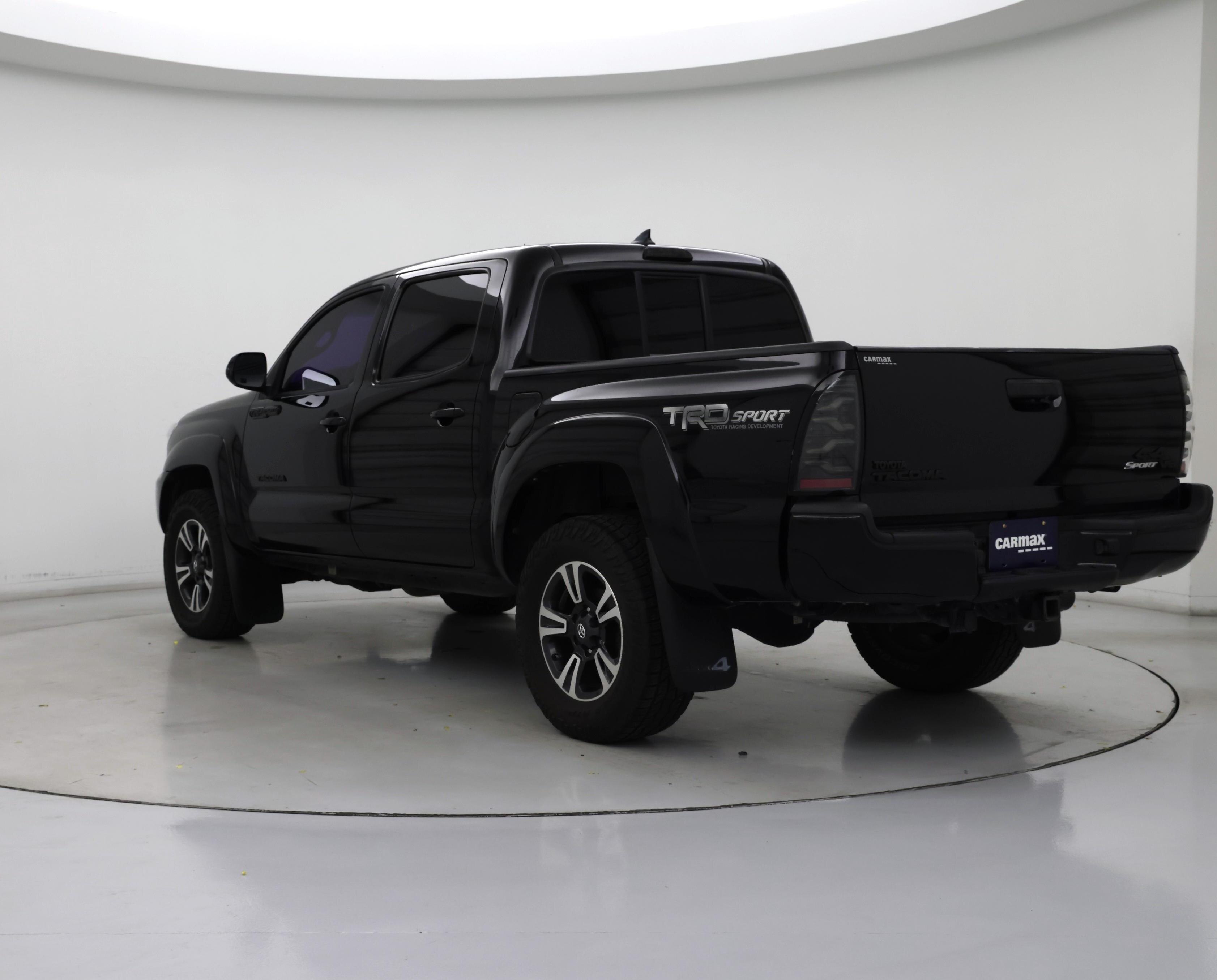 Thumbnail: 2015 Toyota Tacoma - 2