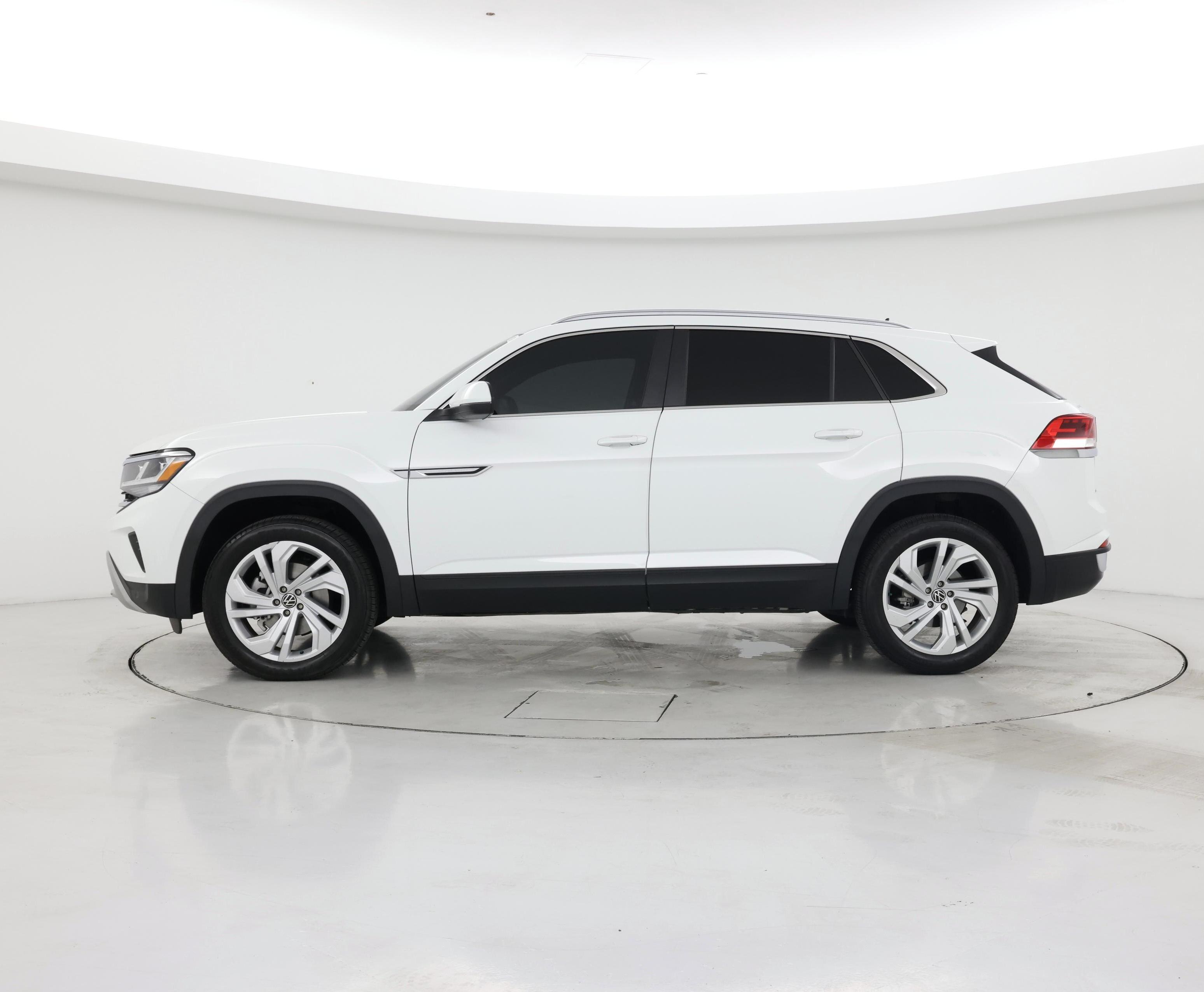 Thumbnail: 2021 Volkswagen Atlas - 3