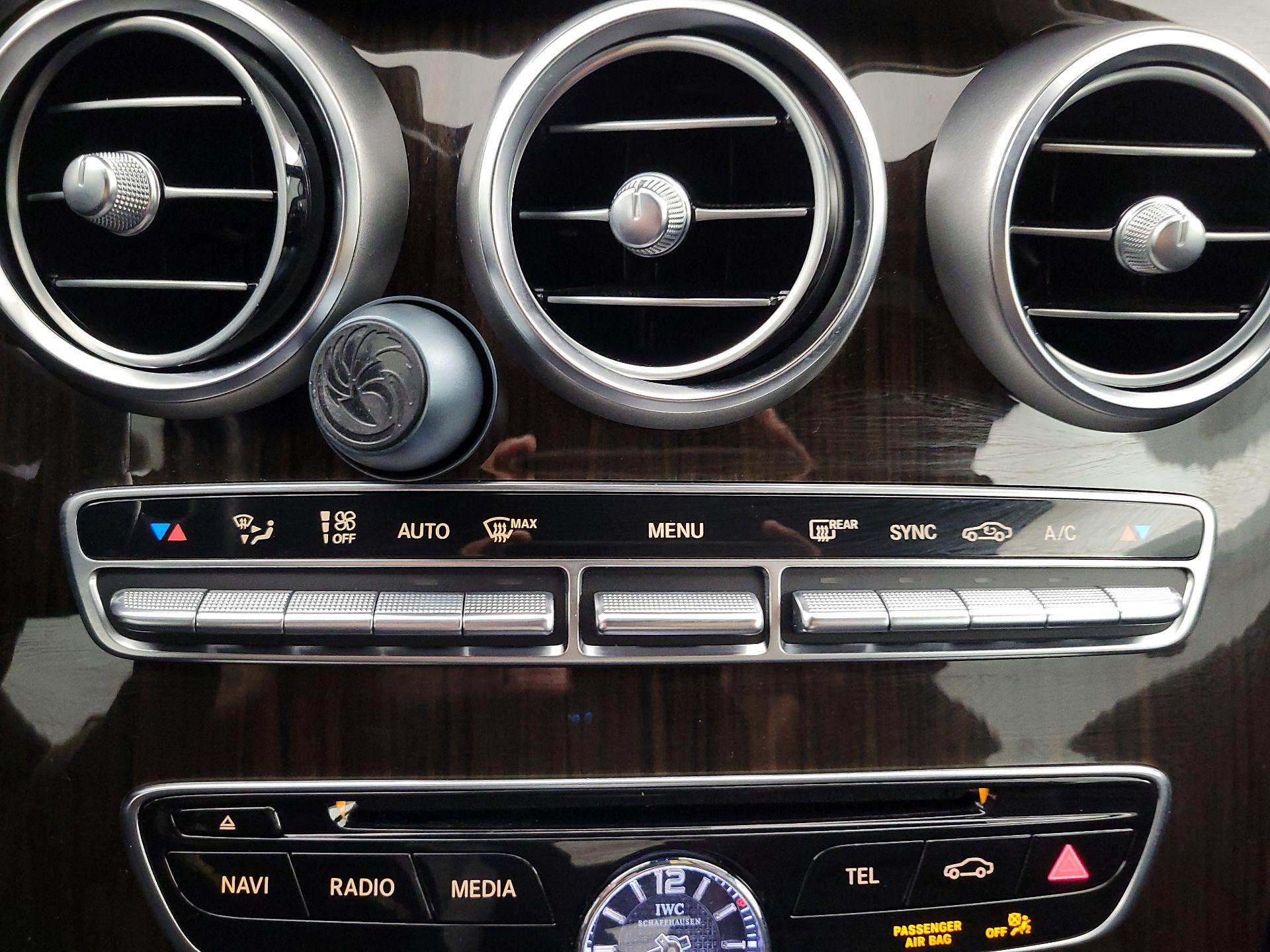 Thumbnail: 2018 Mercedes-Benz C-Class - 17