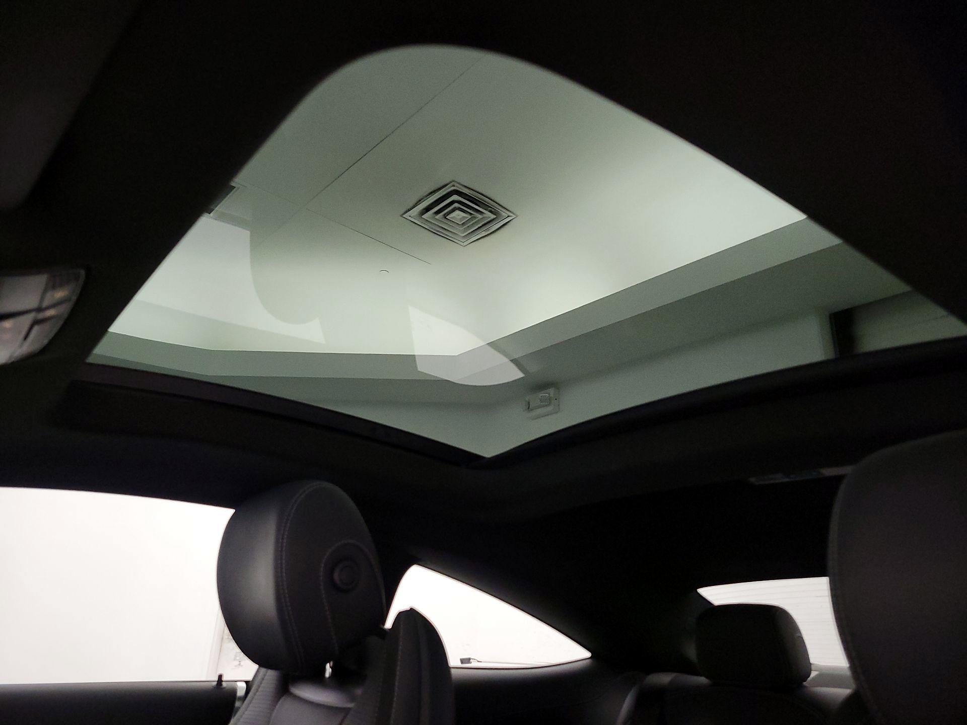 Thumbnail: 2018 Mercedes-Benz C-Class - 19