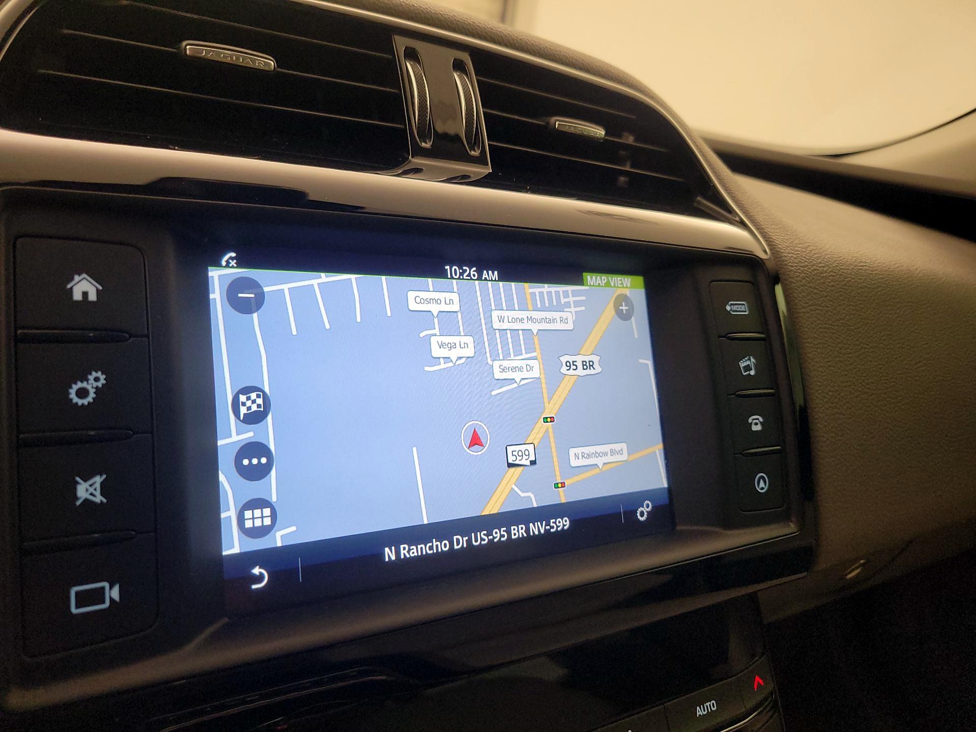 Thumbnail: 2017 Jaguar XE - 14