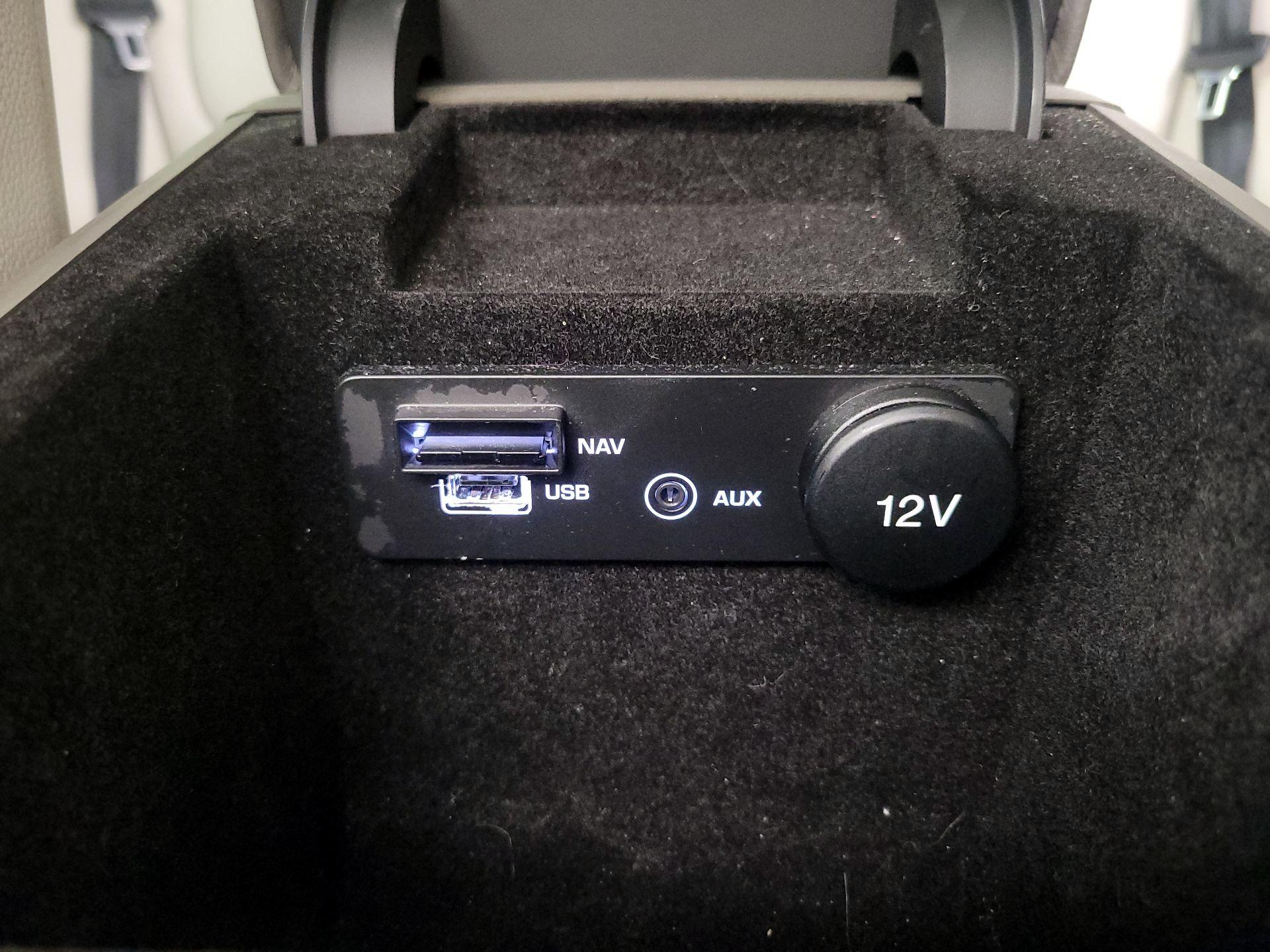 Thumbnail: 2017 Jaguar XE - 19