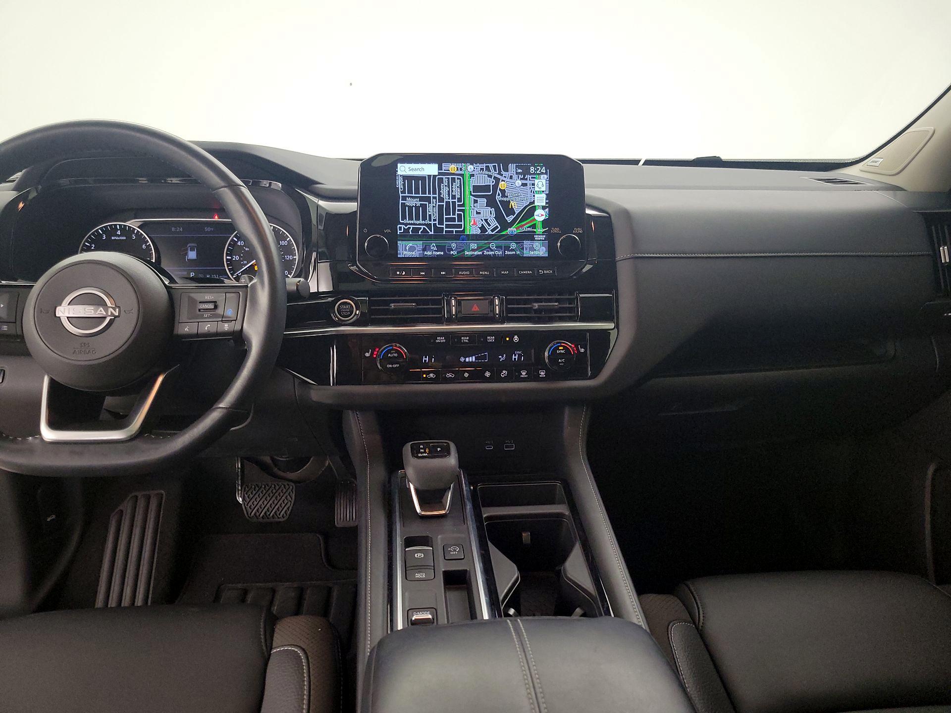 Thumbnail: 2023 Nissan Pathfinder - 9