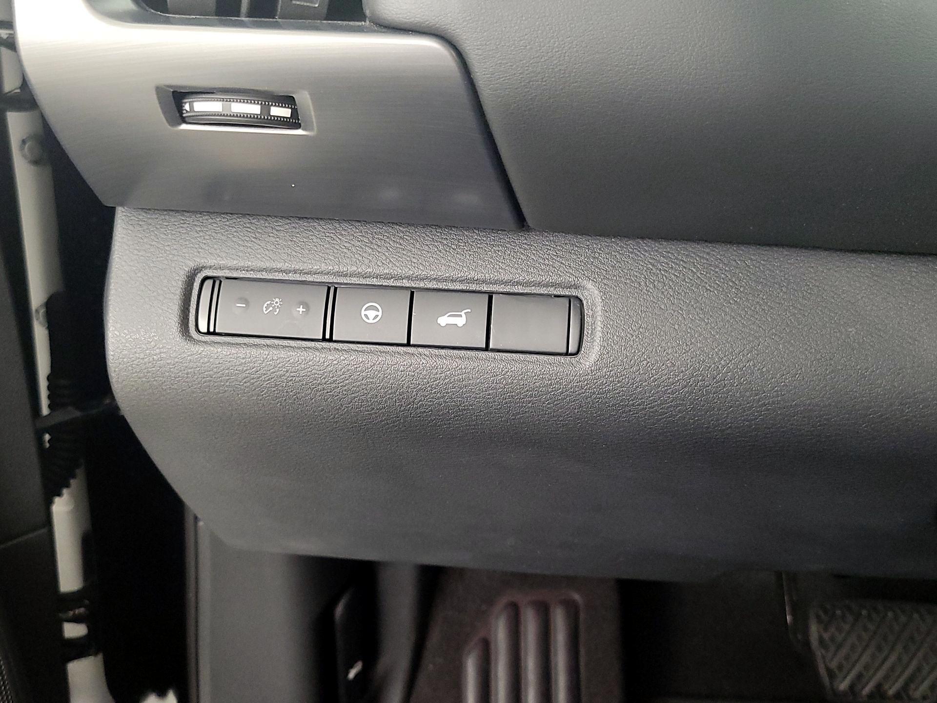 Thumbnail: 2023 Nissan Pathfinder - 13