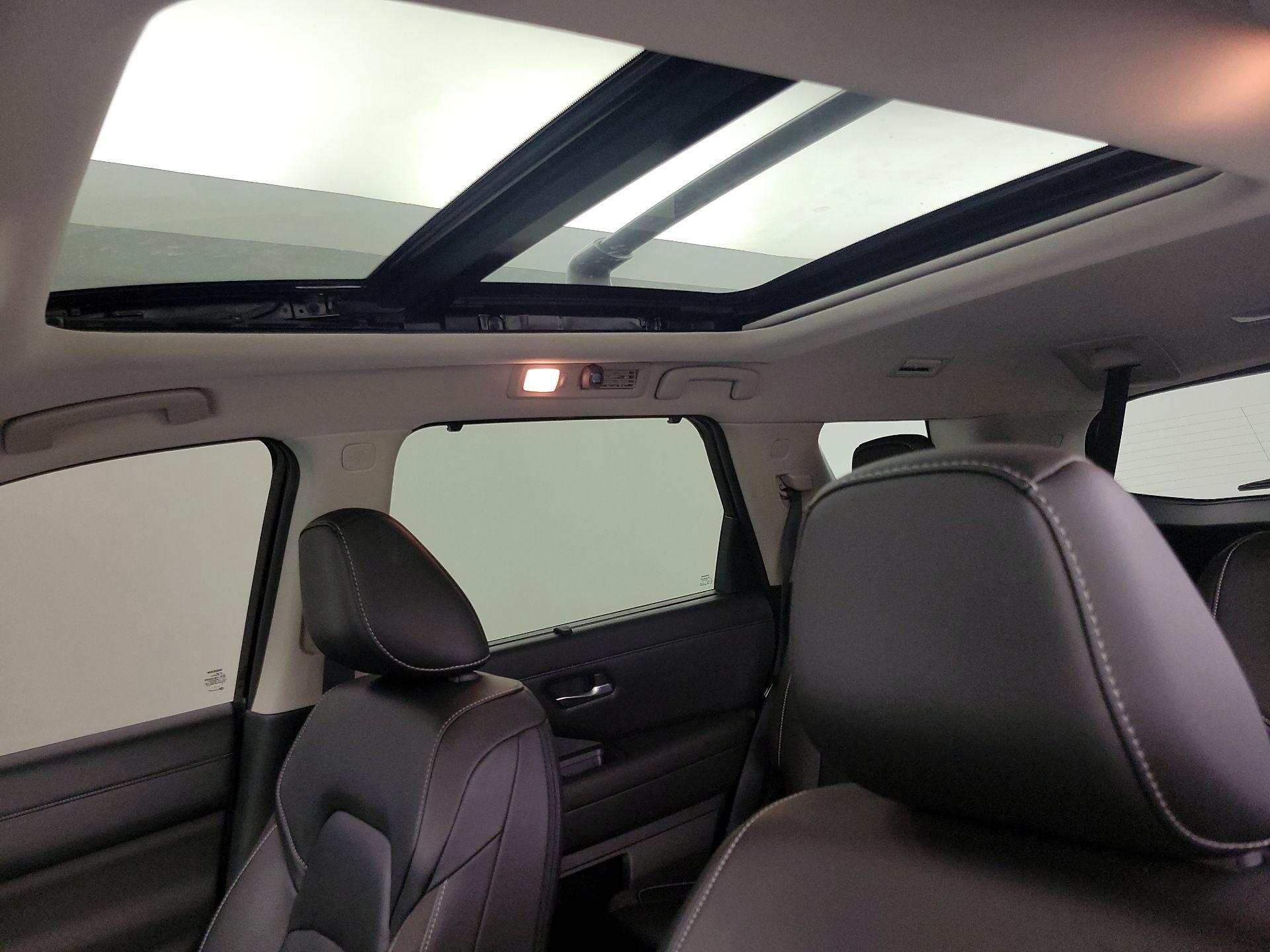 Thumbnail: 2023 Nissan Pathfinder - 20