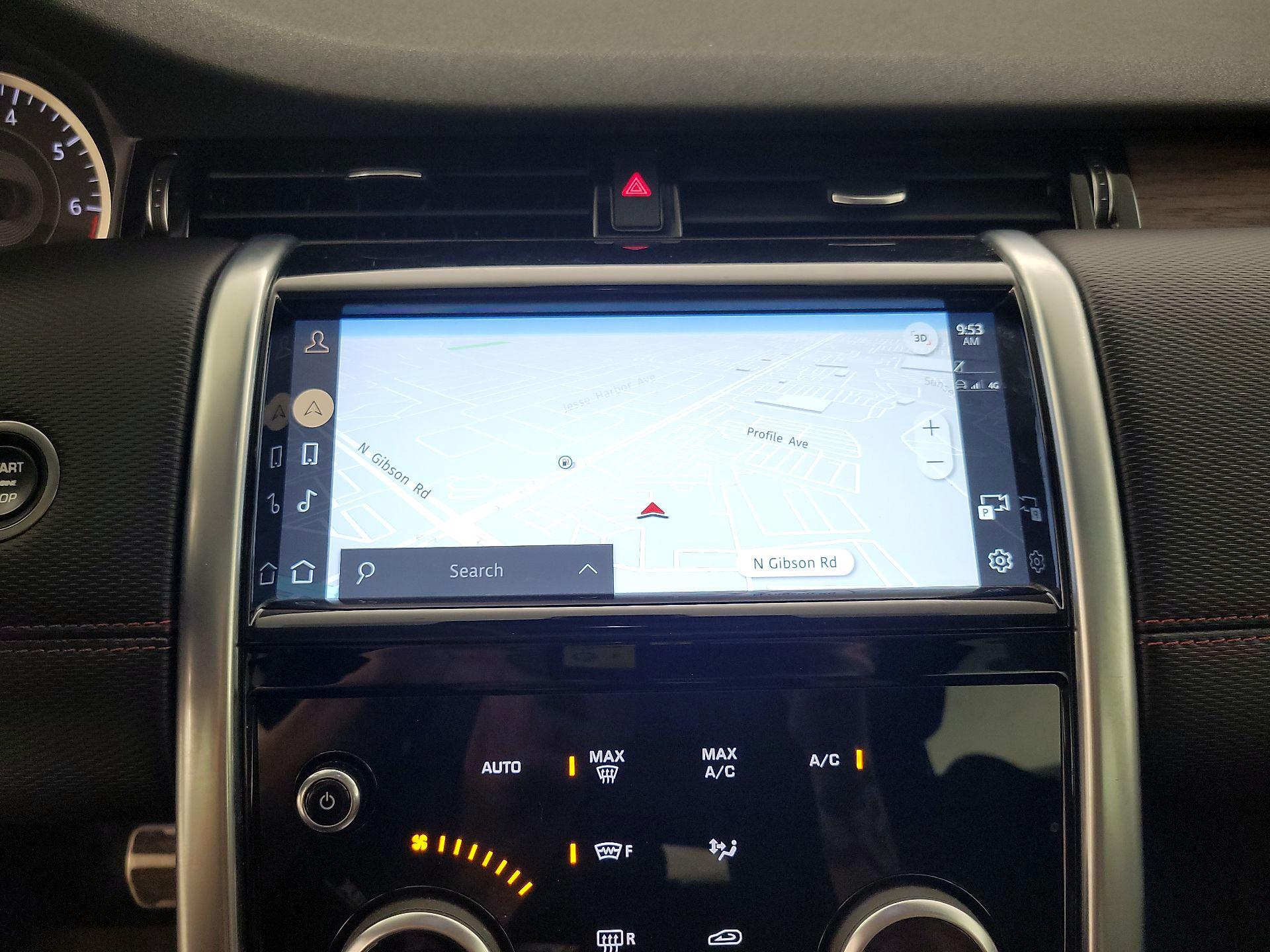 Thumbnail: 2023 Land Rover Discovery Sport - 14