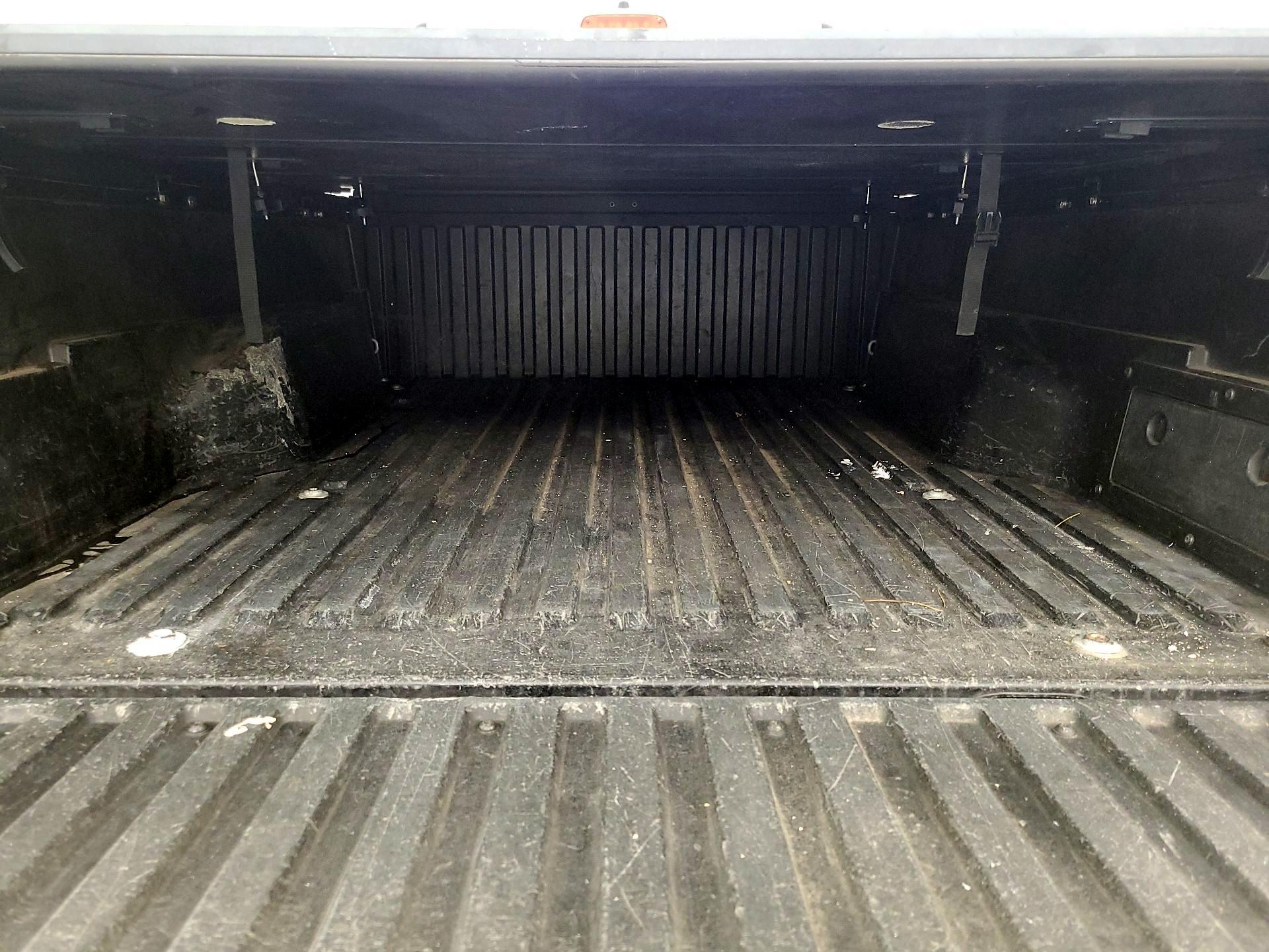 Thumbnail: 2021 Toyota Tacoma - 20