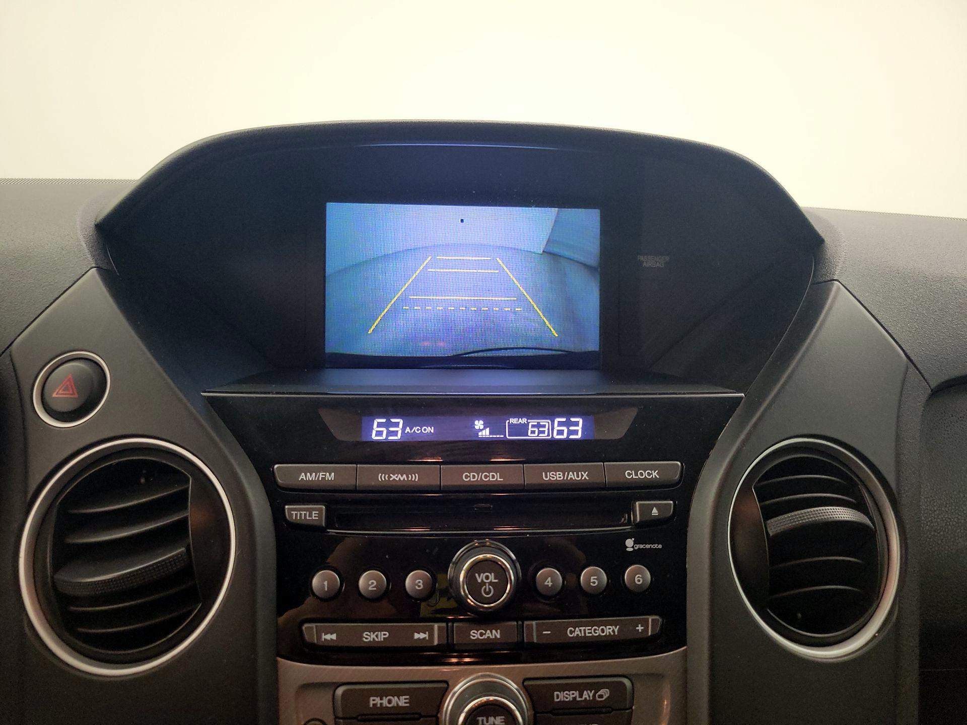 Thumbnail: 2015 Honda Pilot - 14