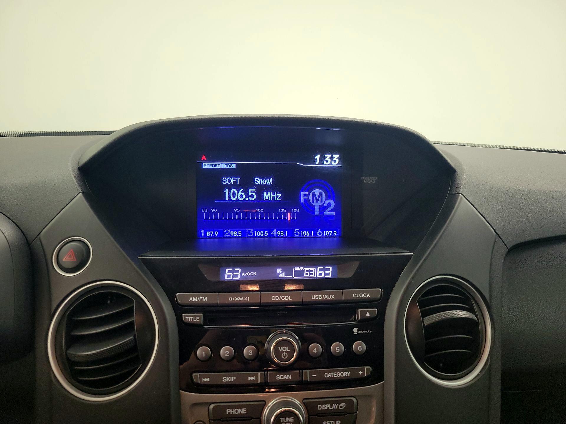 Thumbnail: 2015 Honda Pilot - 15