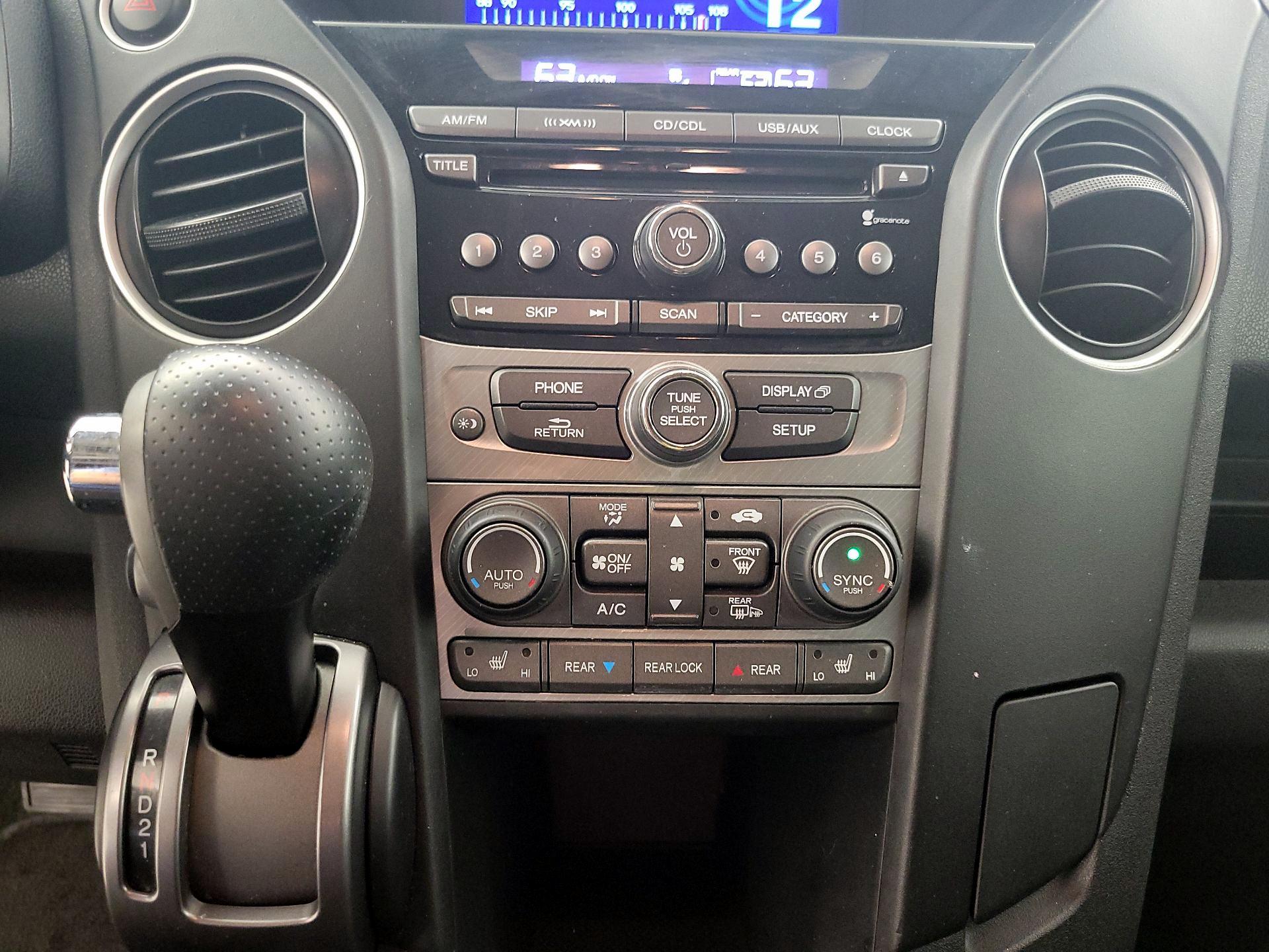 Thumbnail: 2015 Honda Pilot - 16