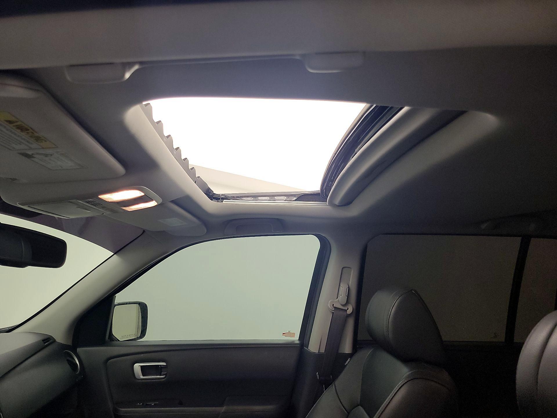 Thumbnail: 2015 Honda Pilot - 19