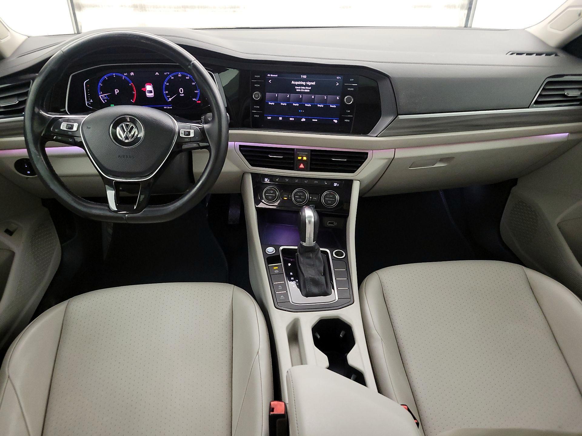 Thumbnail: 2019 Volkswagen Jetta - 9