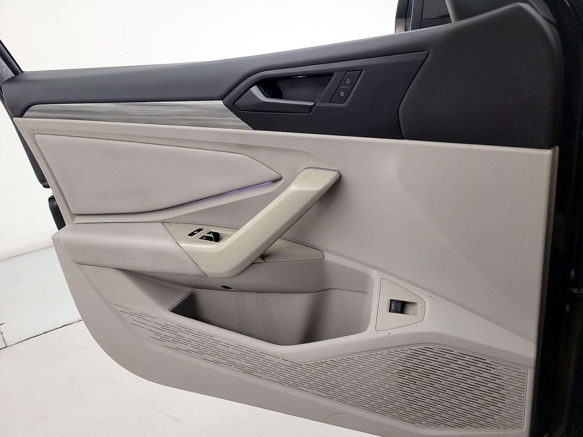 Thumbnail: 2019 Volkswagen Jetta - 12