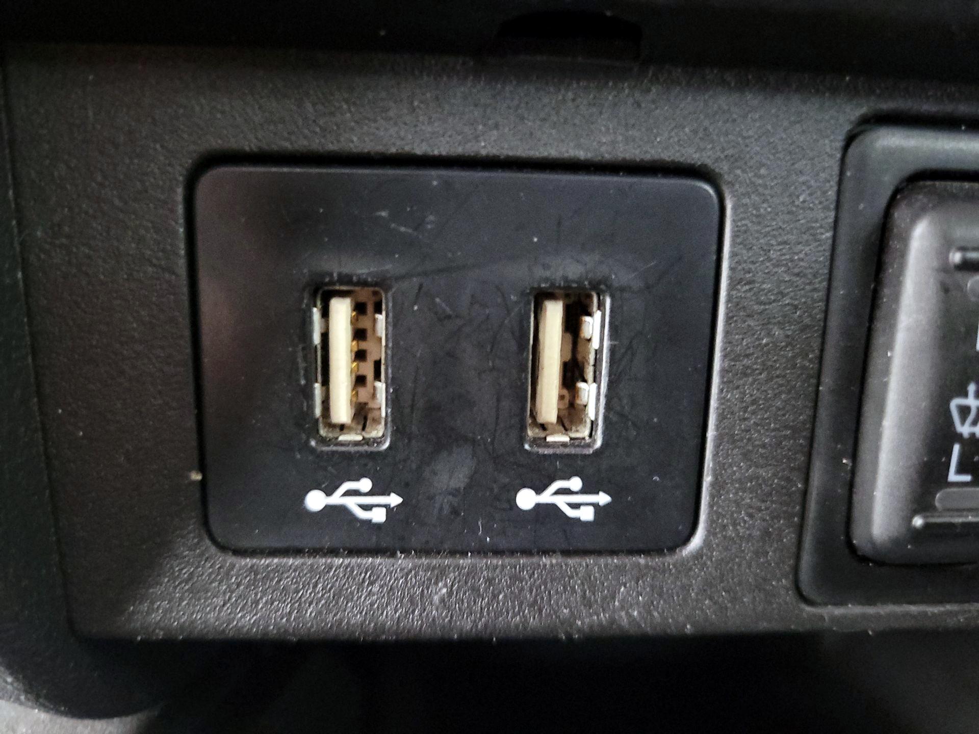 Thumbnail: 2021 Mitsubishi Outlander Sport - 18