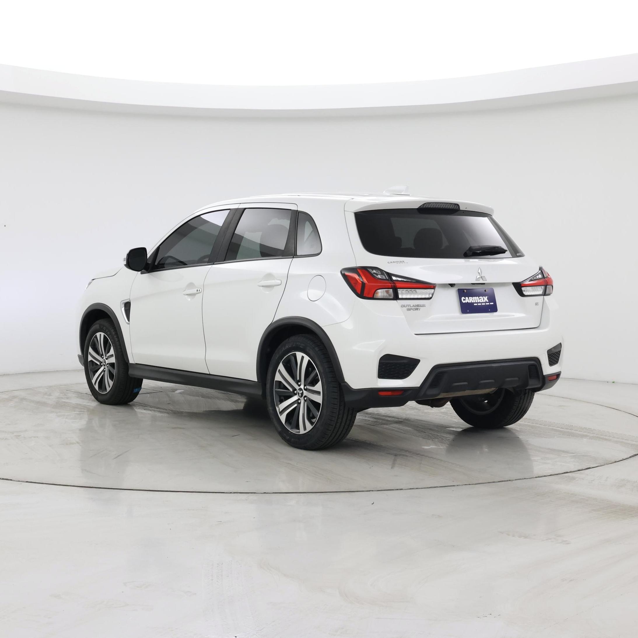 Thumbnail: 2021 Mitsubishi Outlander Sport - 2