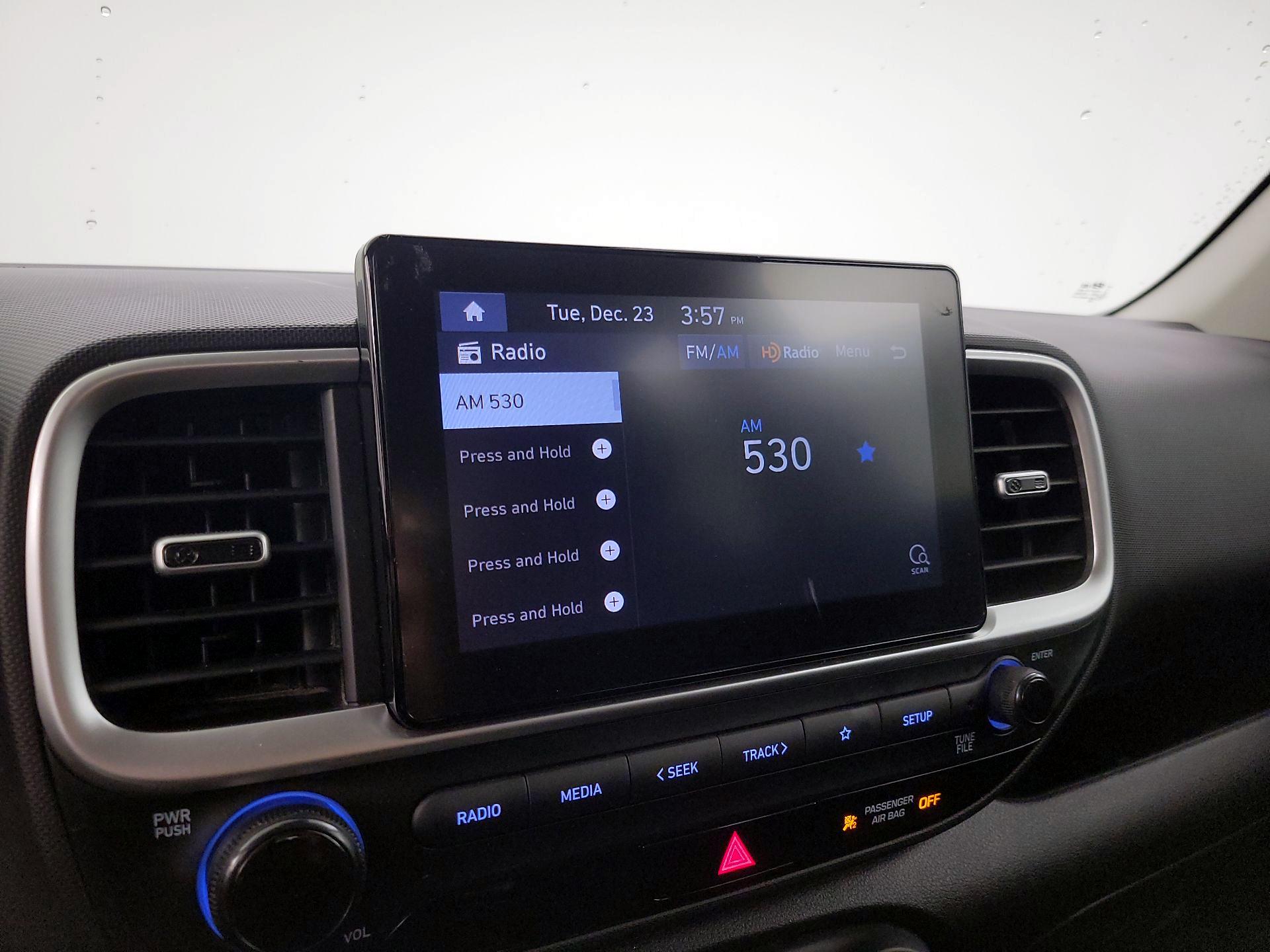 Thumbnail: 2020 Hyundai Venue - 15