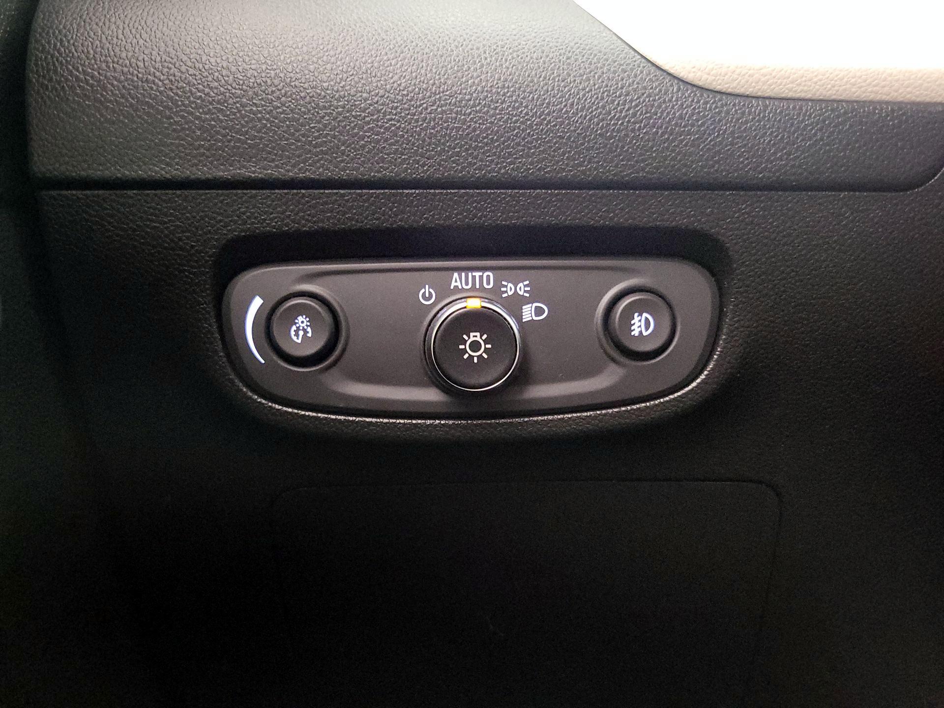 Thumbnail: 2023 Buick Encore GX - 13