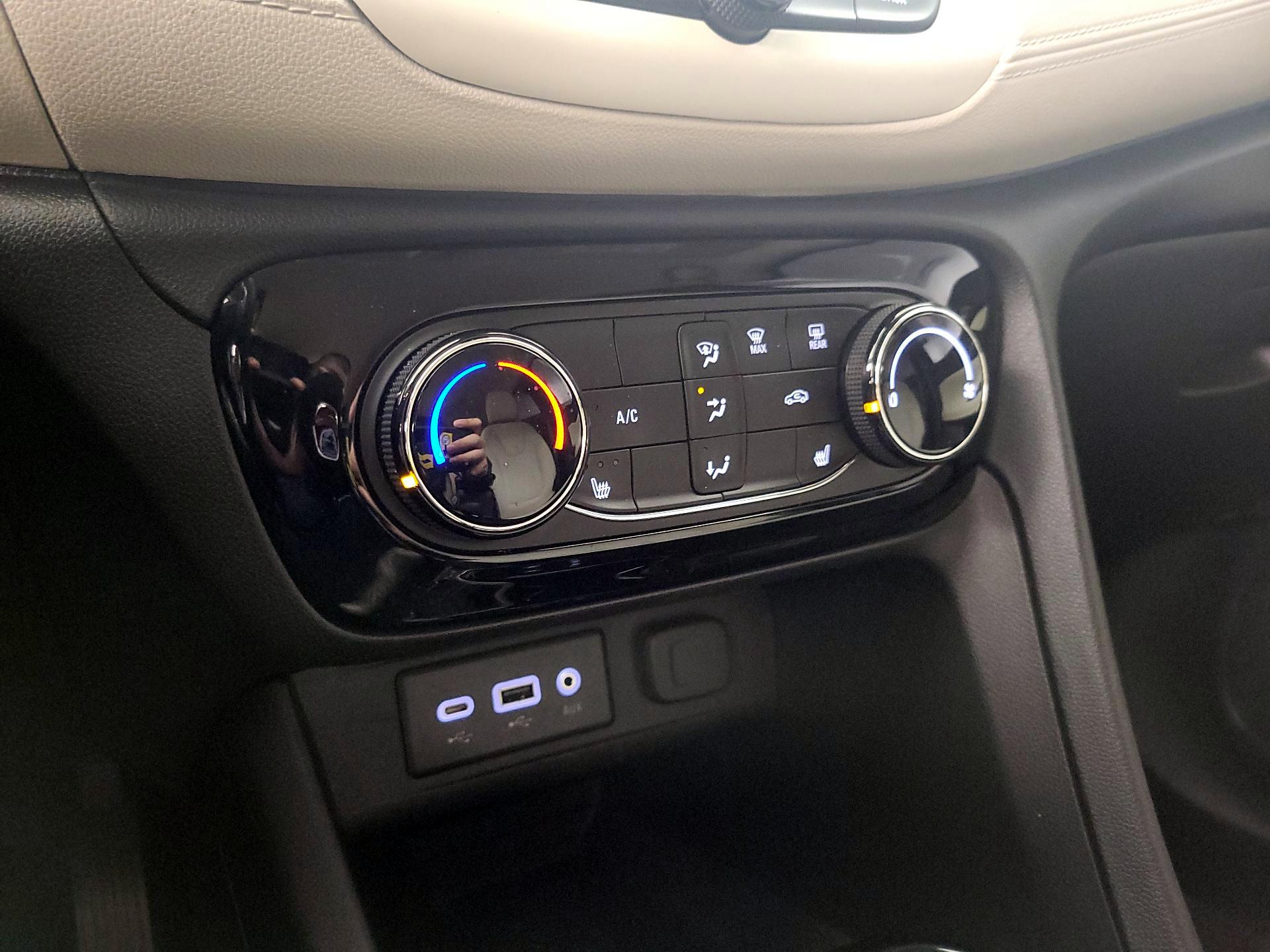 Thumbnail: 2023 Buick Encore GX - 16