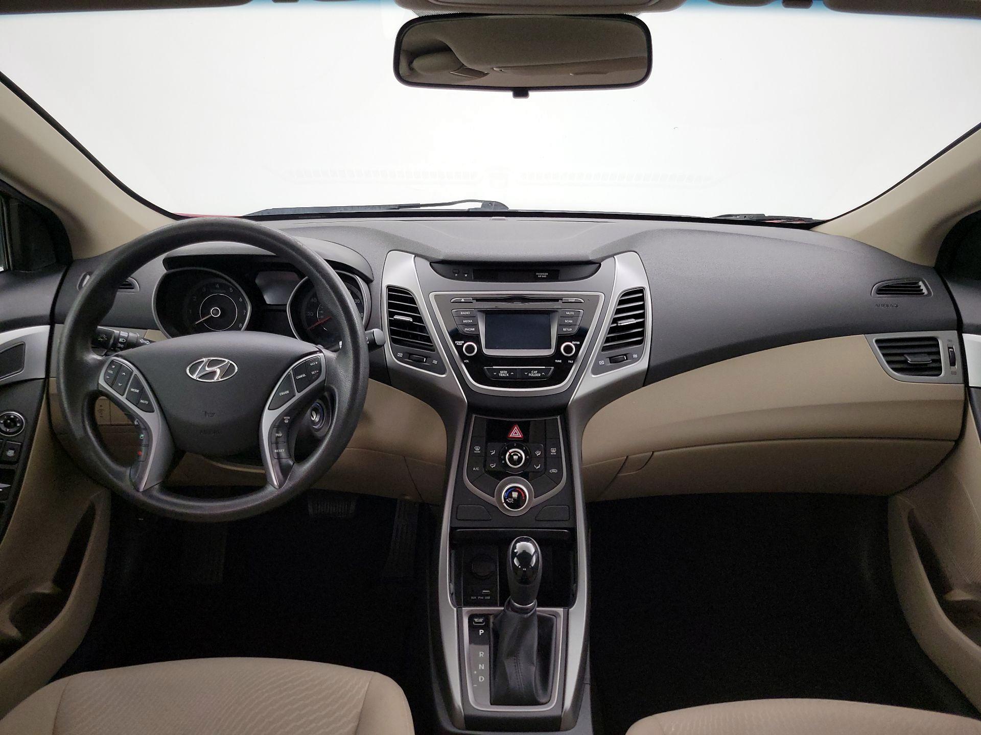 Thumbnail: 2015 Hyundai Elantra - 9