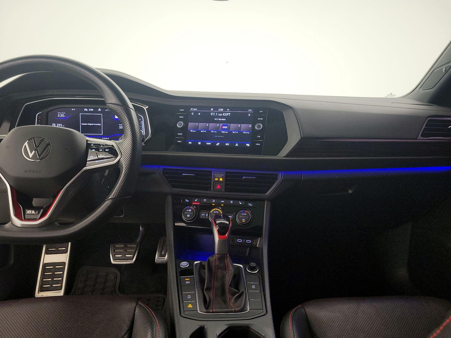 Thumbnail: 2022 Volkswagen Jetta - 9