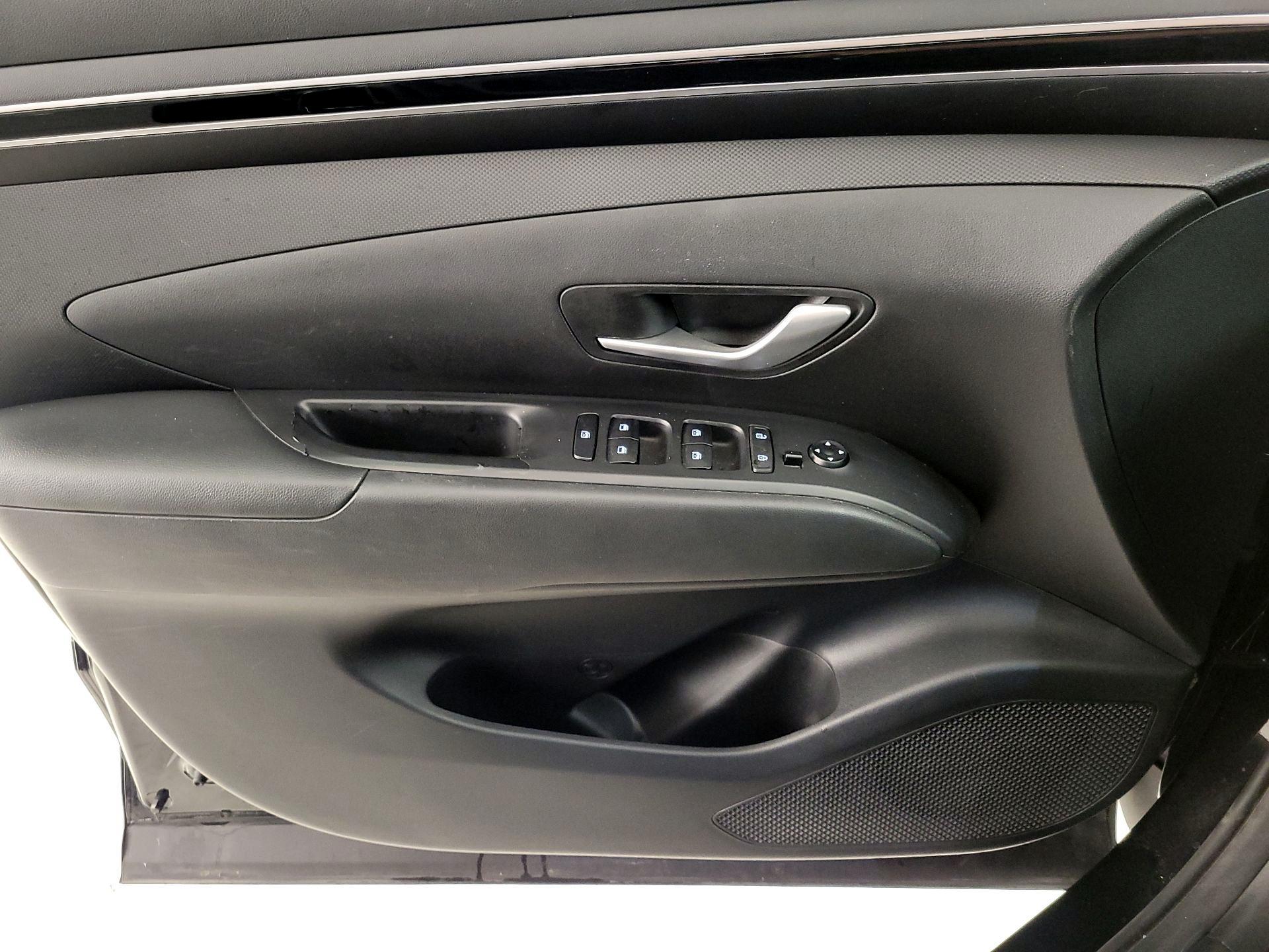 Thumbnail: 2022 Hyundai Santa Cruz - 12