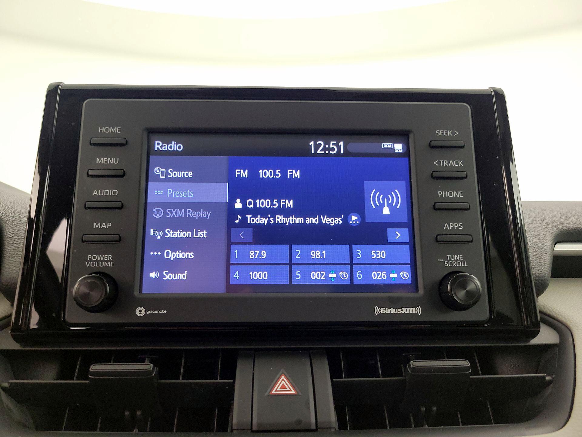 Thumbnail: 2022 Toyota RAV4 - 15