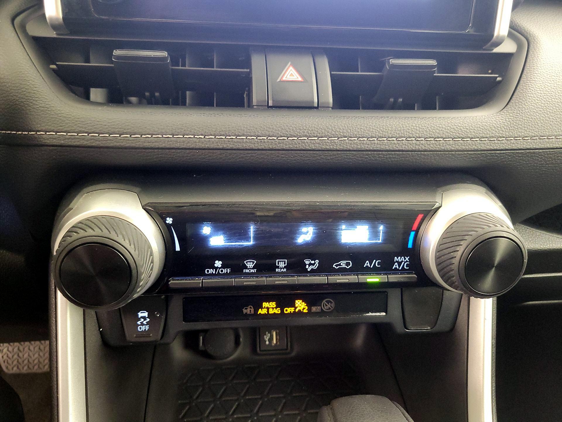 Thumbnail: 2023 Toyota RAV4 - 16