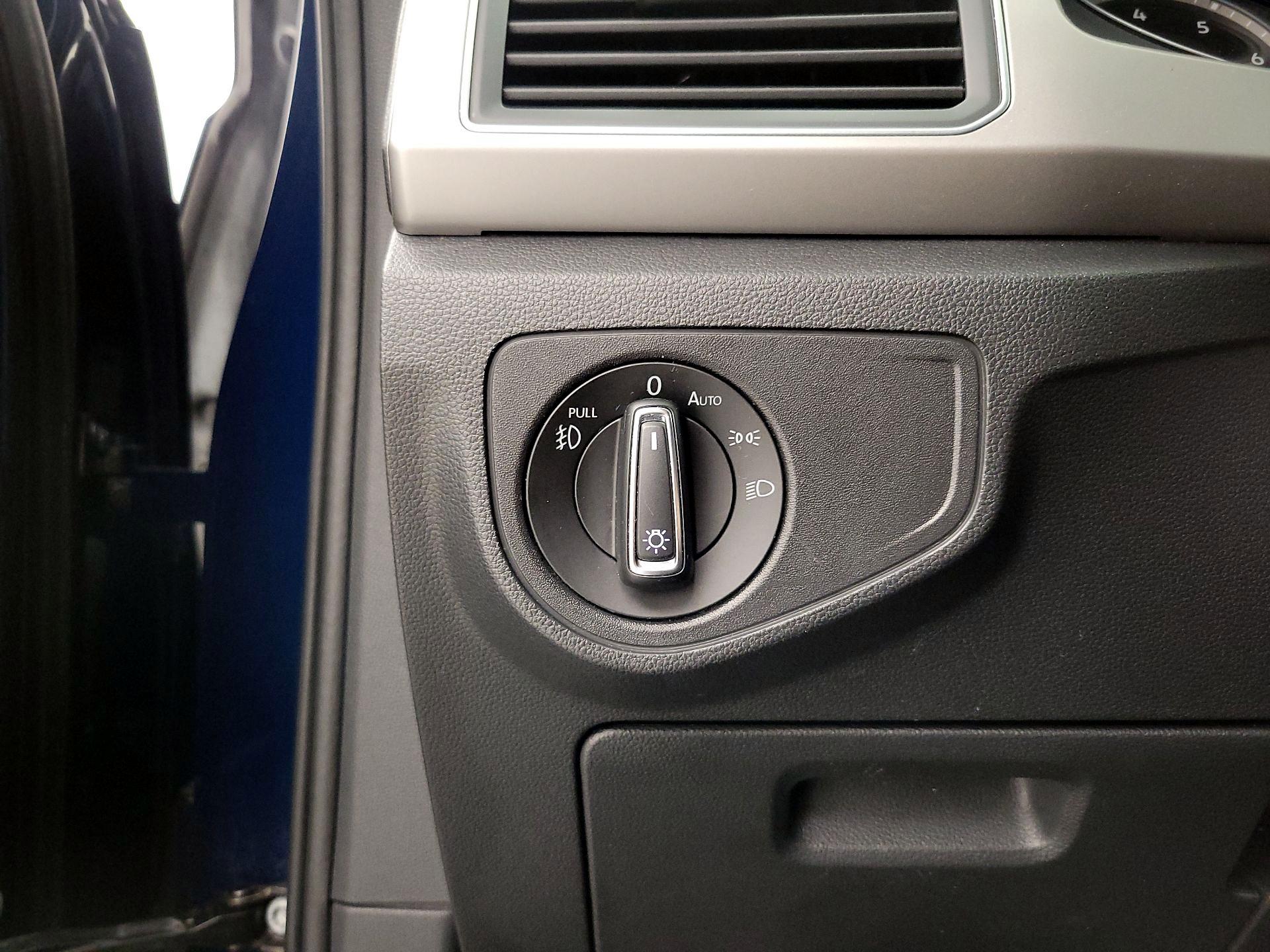 Thumbnail: 2019 Volkswagen Atlas - 13