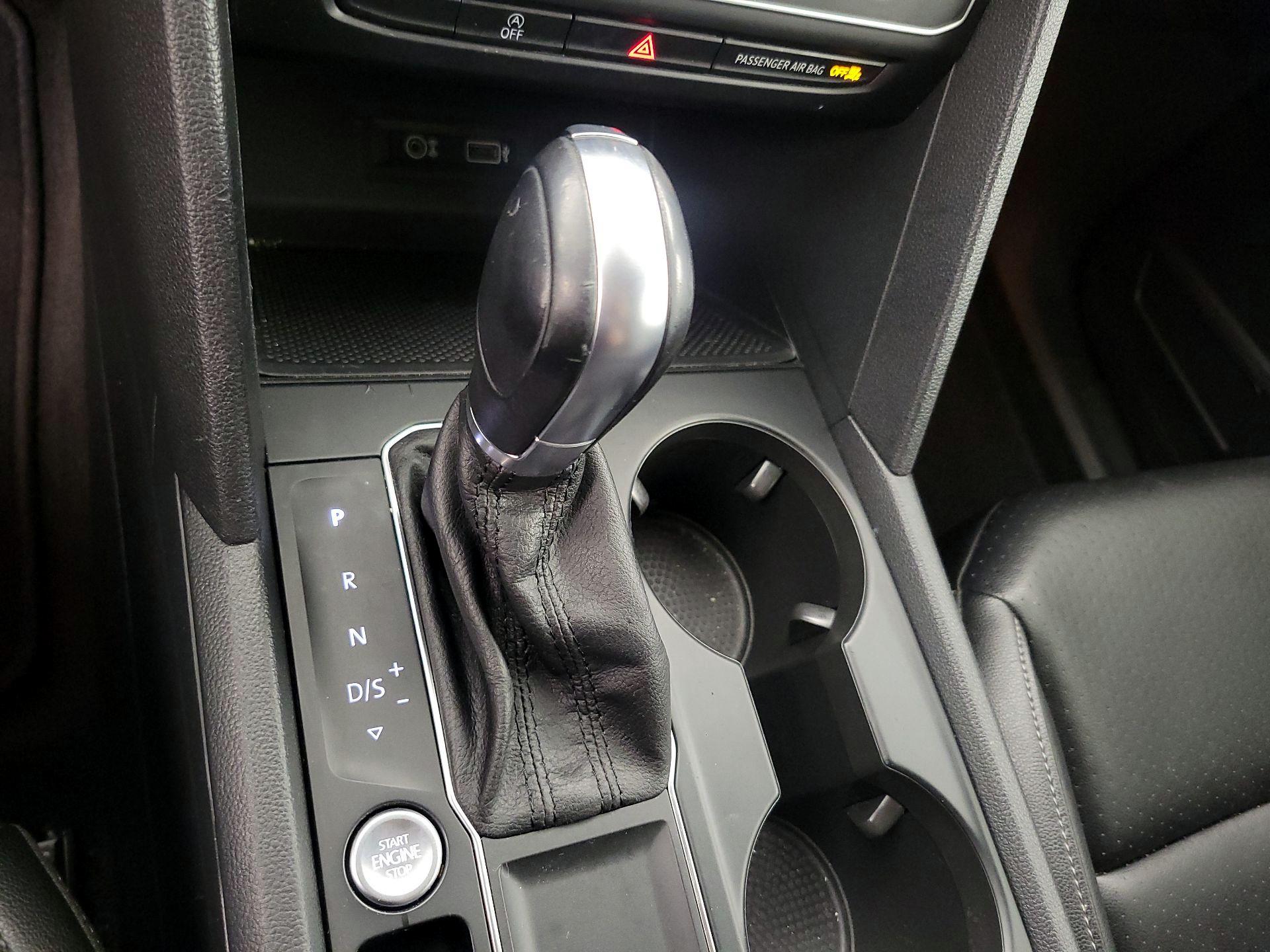 Thumbnail: 2019 Volkswagen Atlas - 17