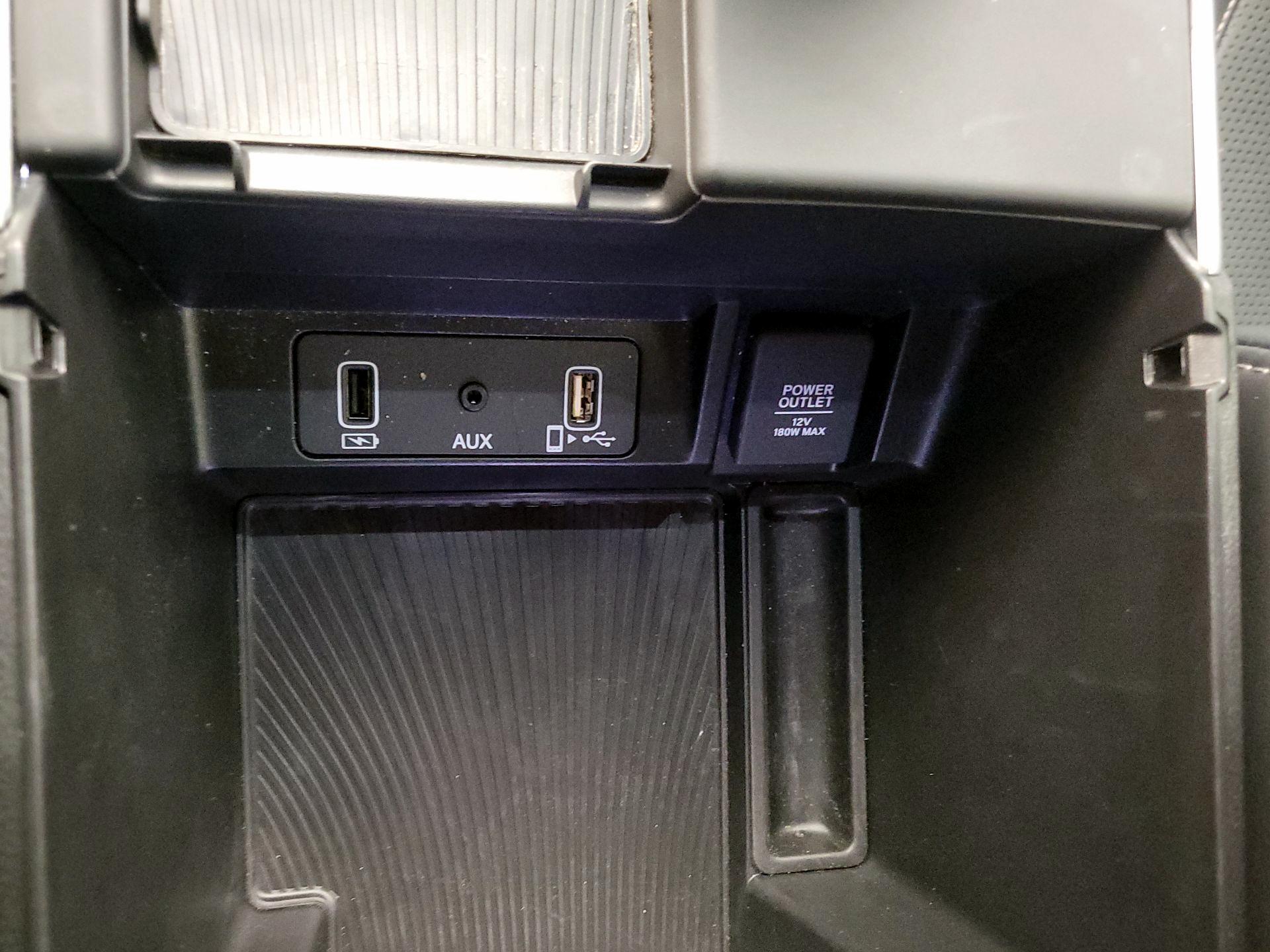 Thumbnail: 2022 Acura TLX - 19