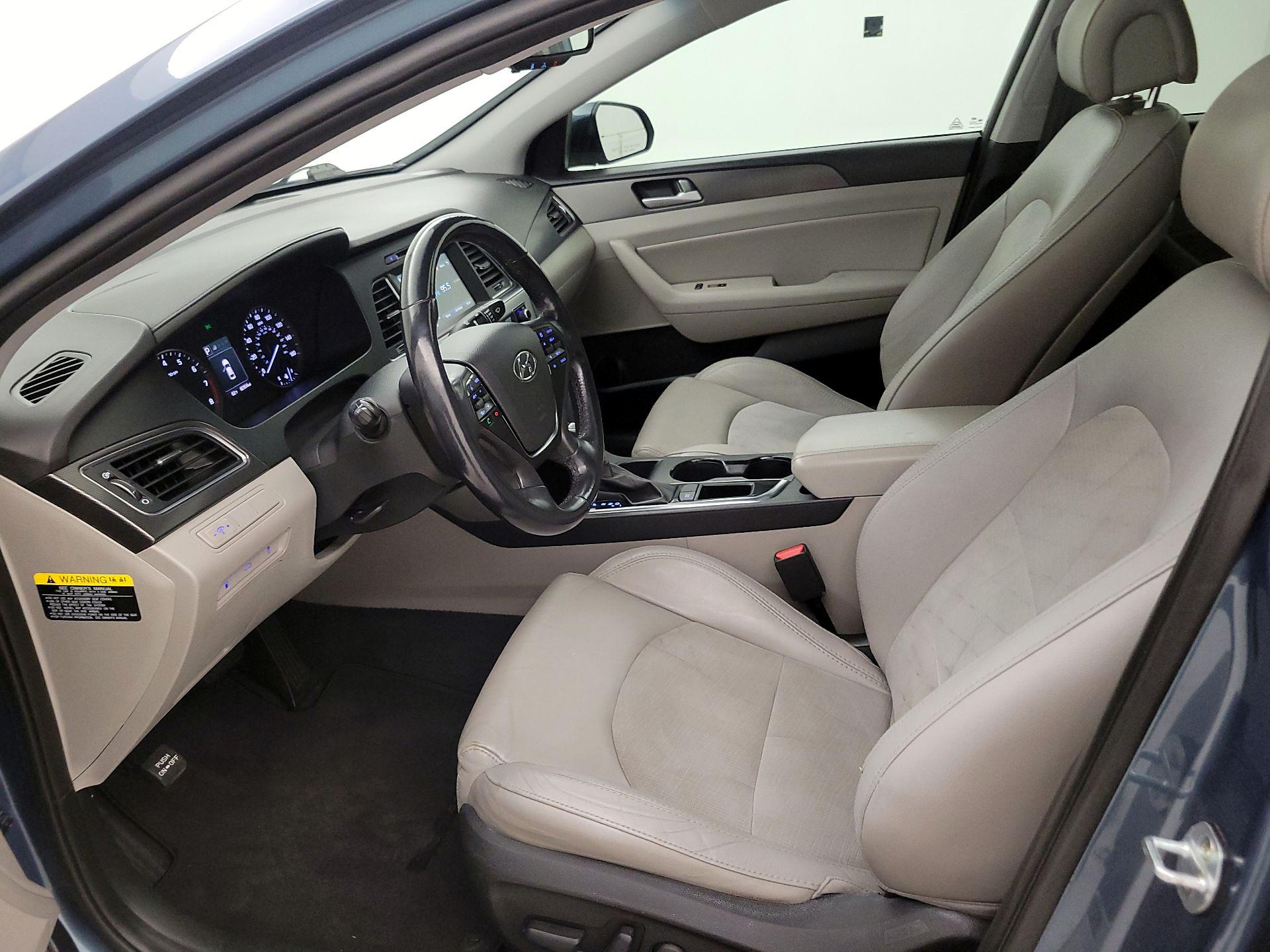 Thumbnail: 2016 Hyundai Sonata - 11