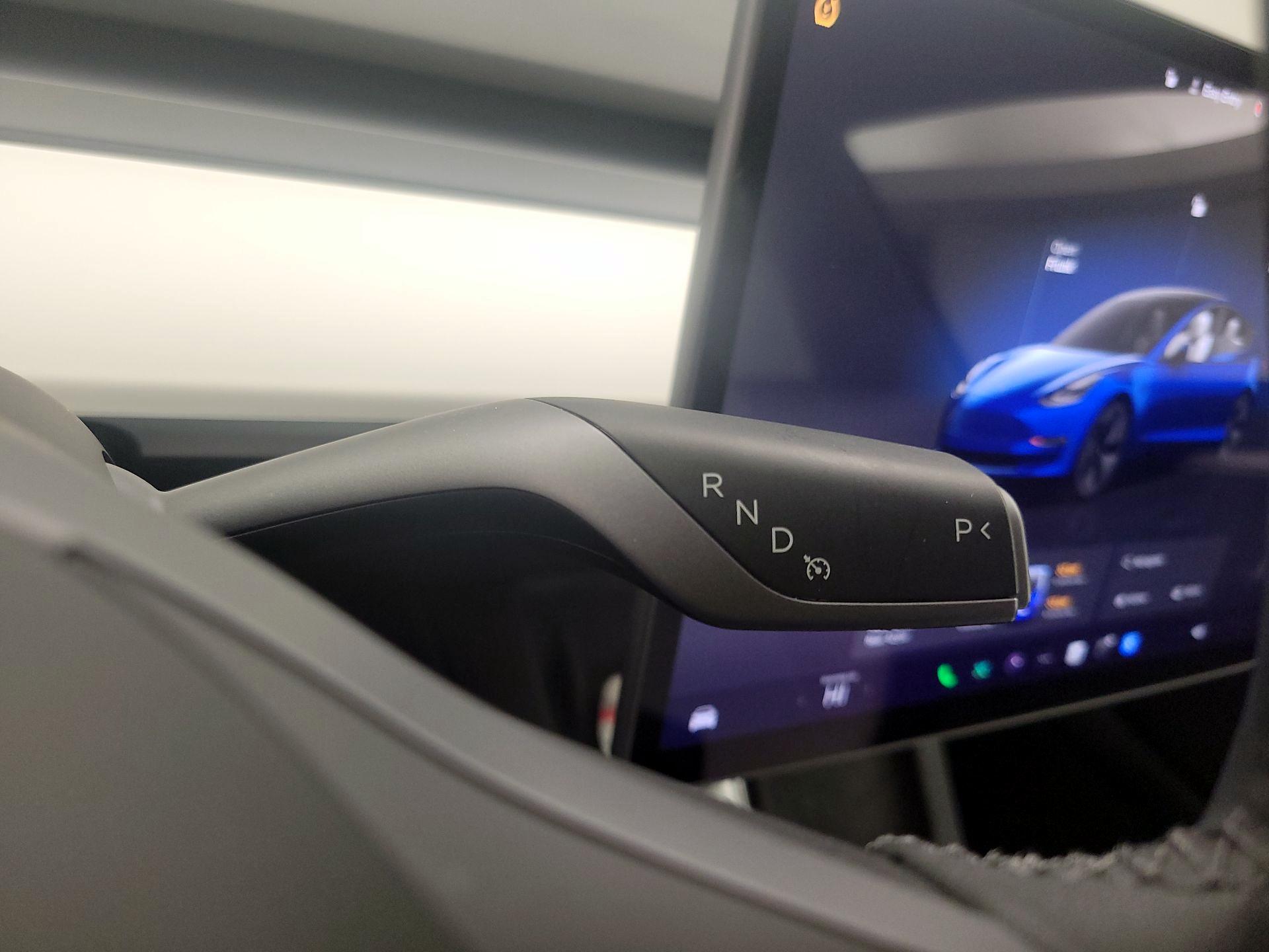 Thumbnail: 2023 Tesla Model 3 - 17