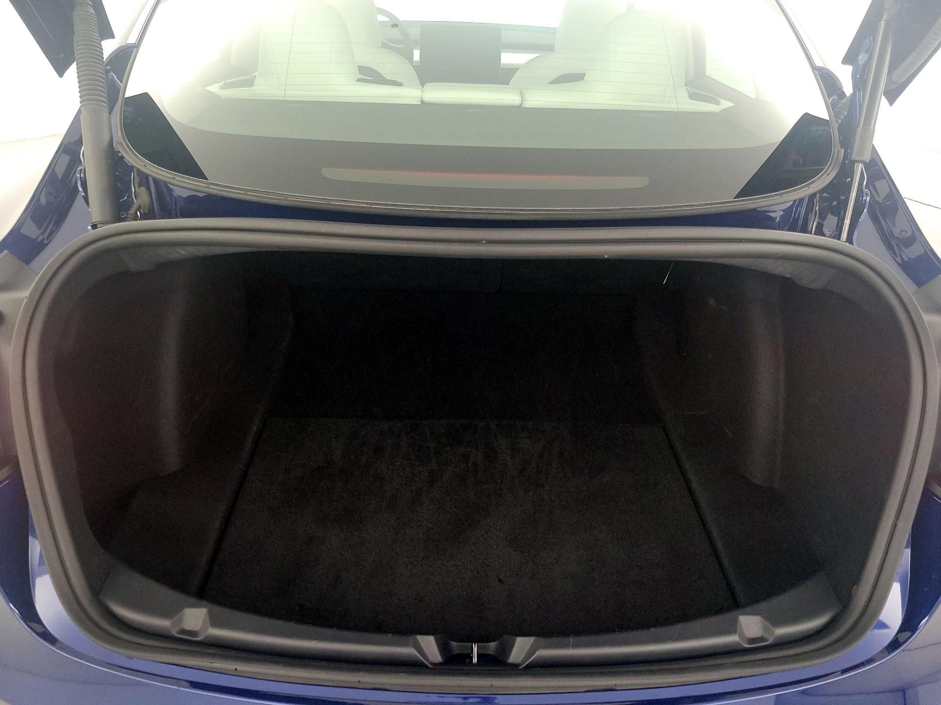 Thumbnail: 2023 Tesla Model 3 - 20