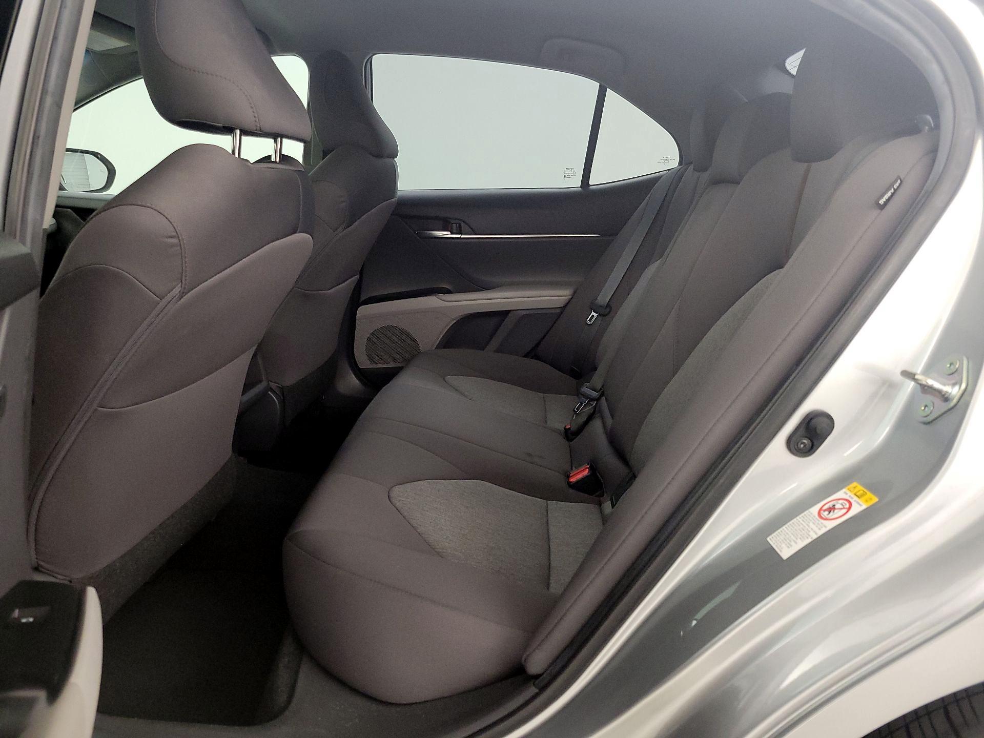 Thumbnail: 2018 Toyota Camry - 19