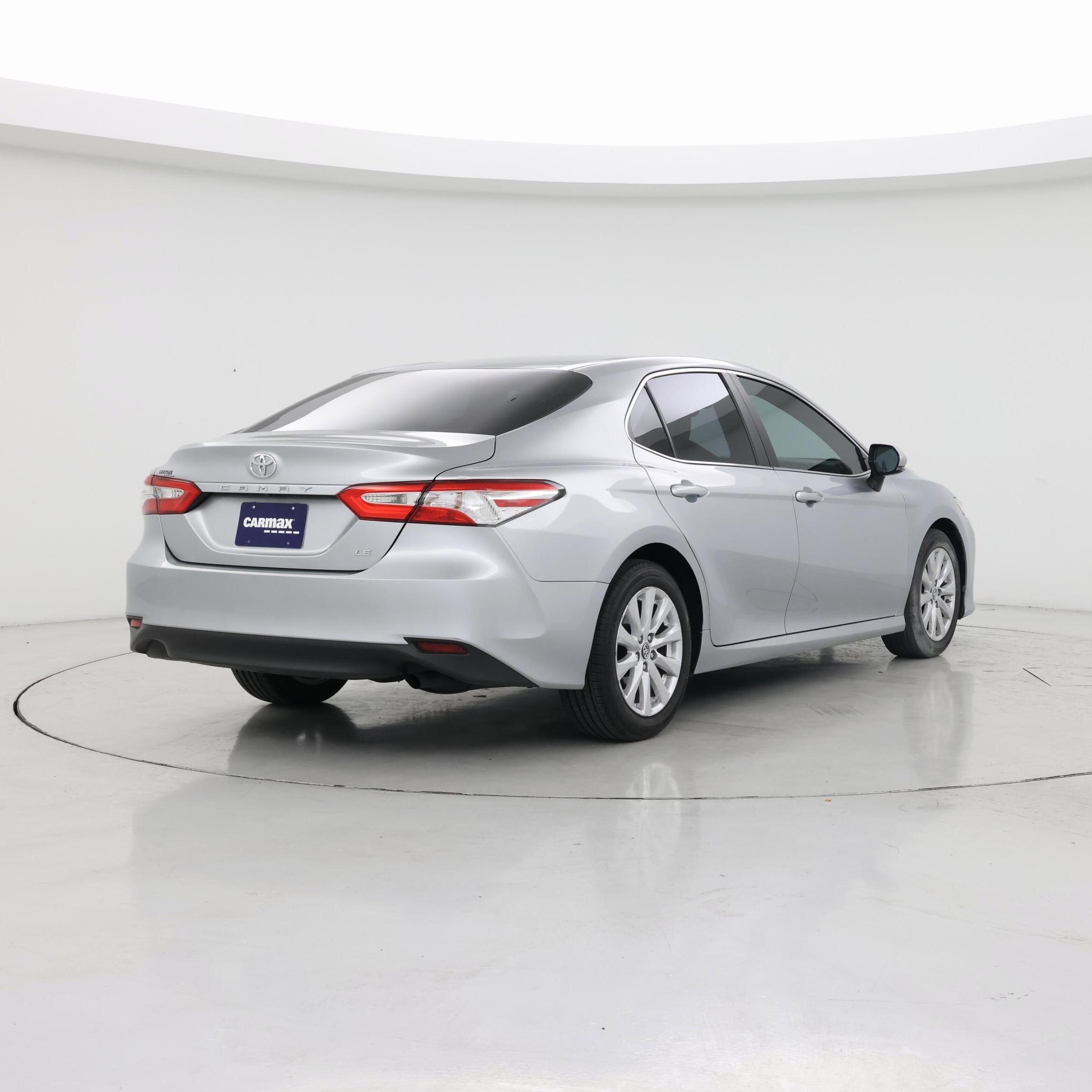 Thumbnail: 2018 Toyota Camry - 8