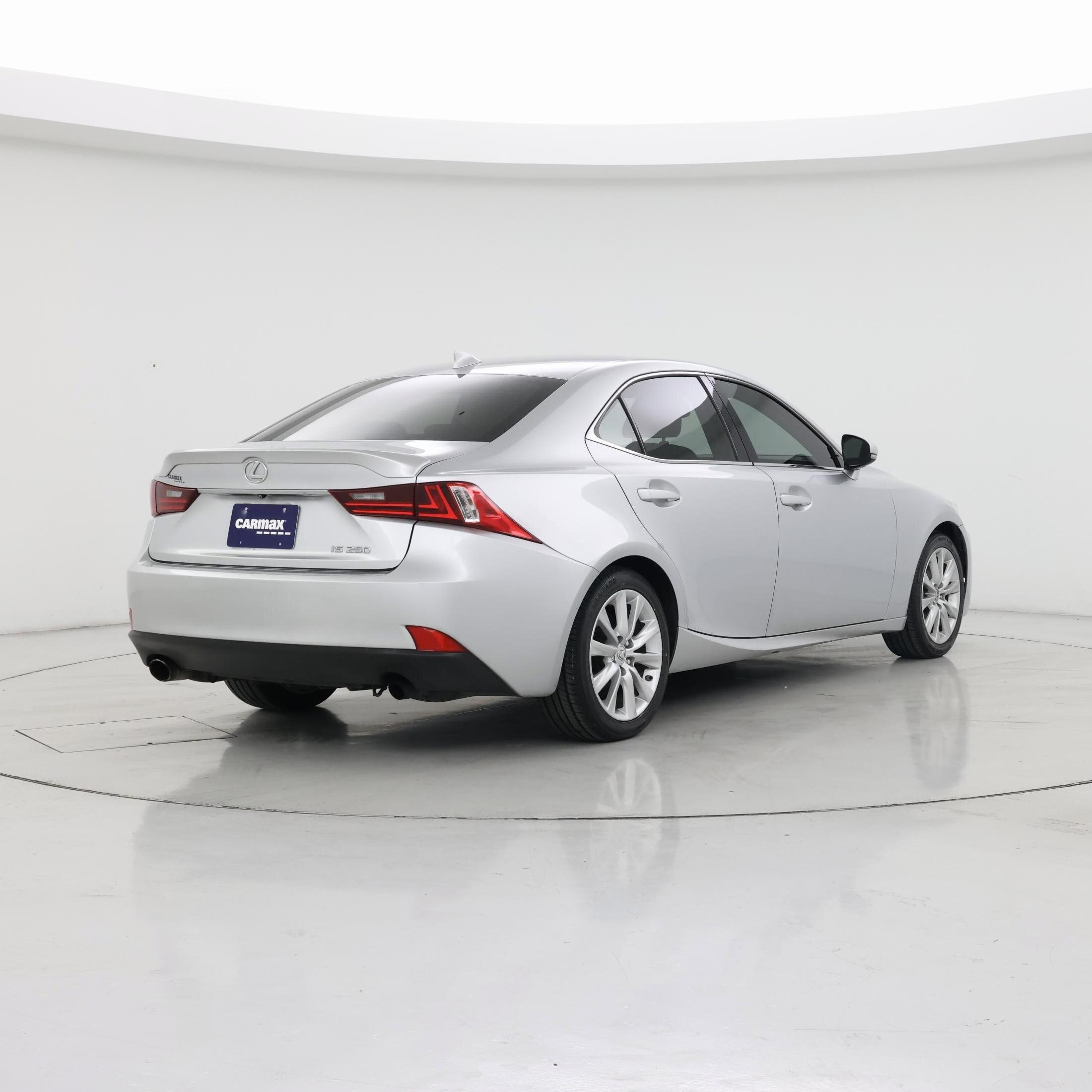 Thumbnail: 2015 Lexus IS - 8