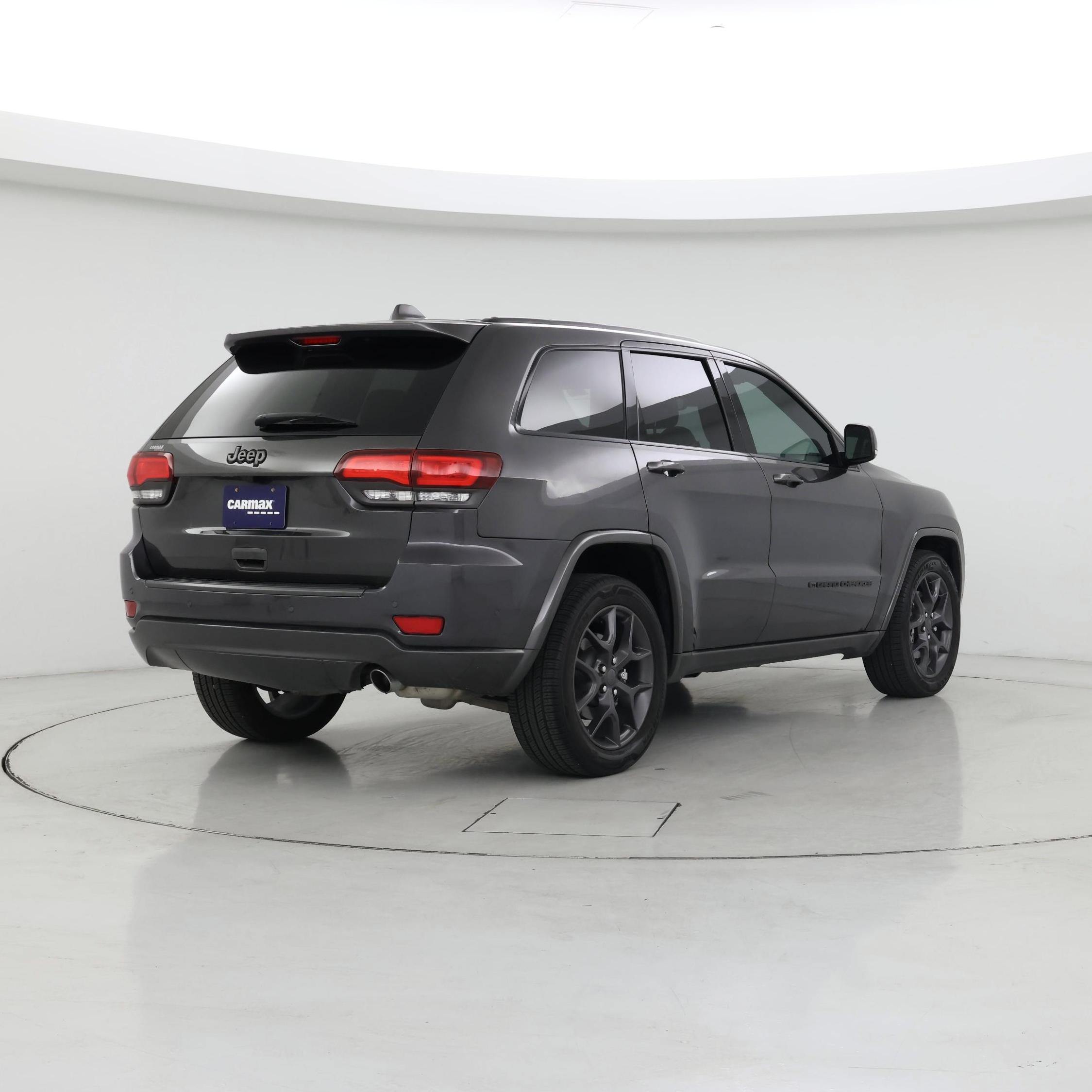 Thumbnail: 2021 Jeep Grand Cherokee - 8
