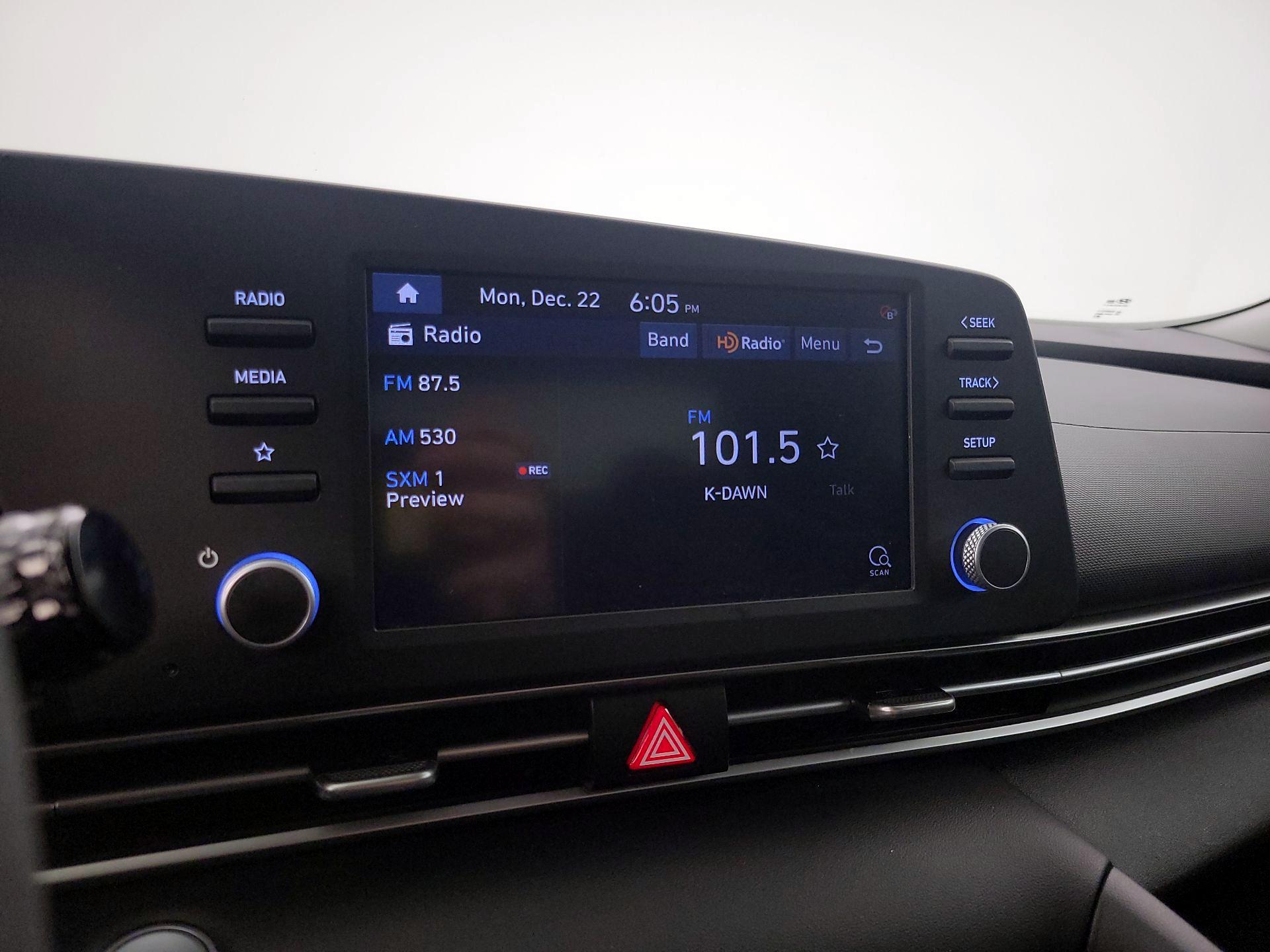 Thumbnail: 2023 Hyundai Elantra - 15