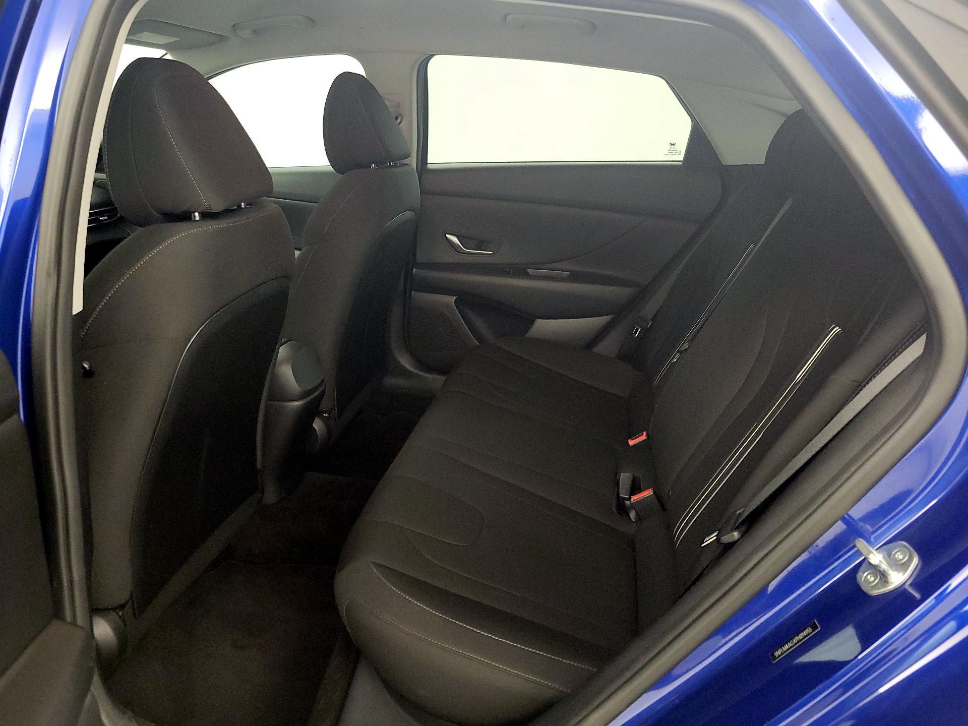 Thumbnail: 2023 Hyundai Elantra - 19