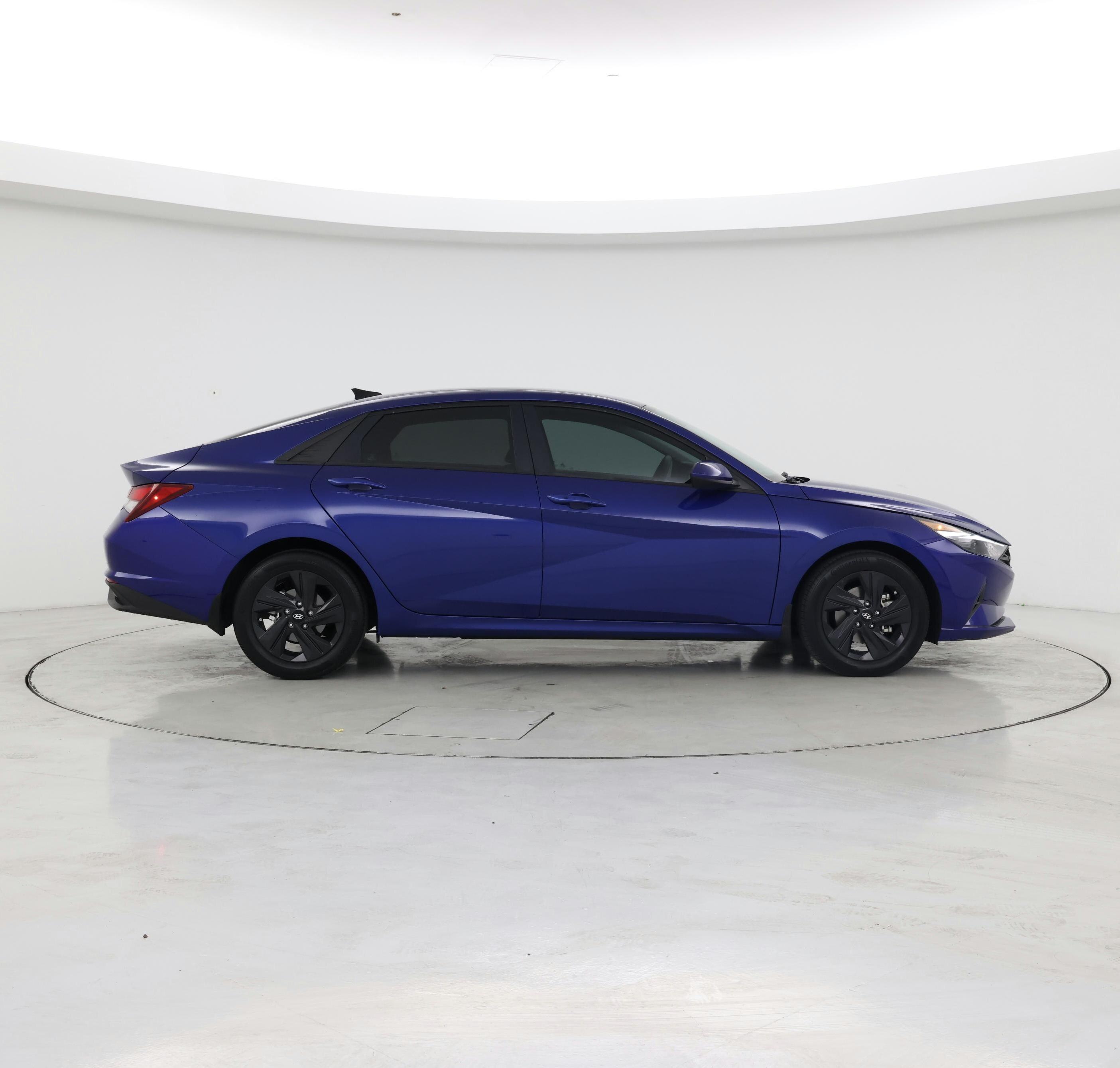 Thumbnail: 2023 Hyundai Elantra - 7