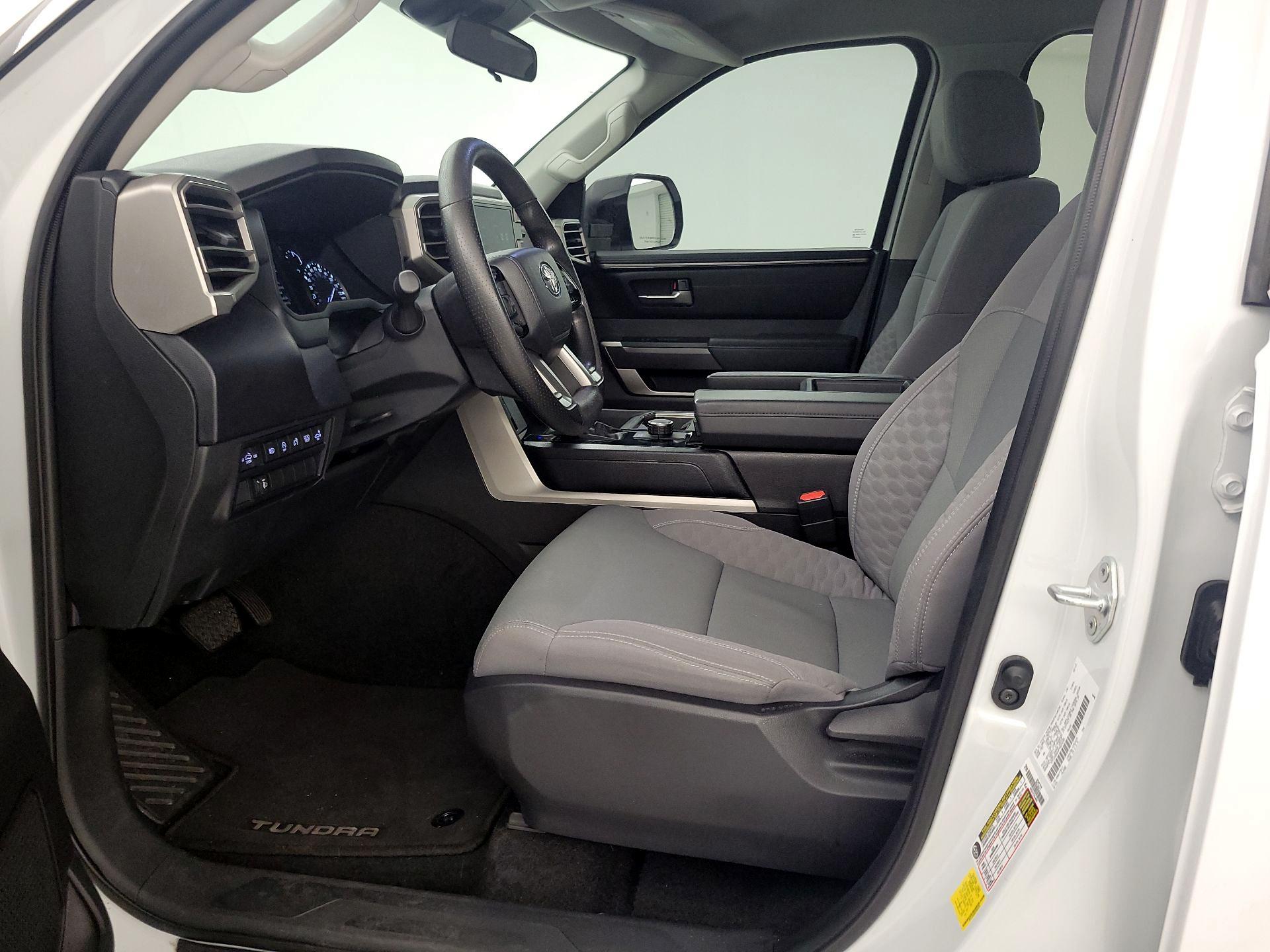 Thumbnail: 2023 Toyota Tundra - 11