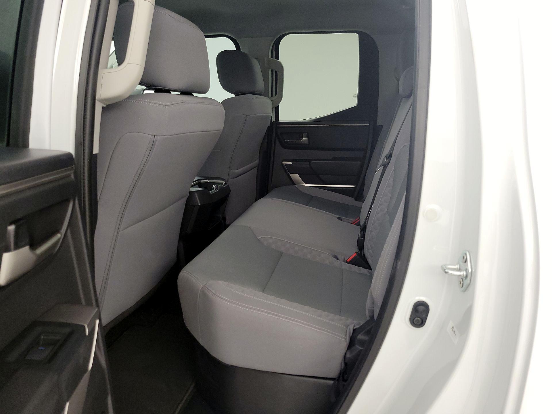 Thumbnail: 2023 Toyota Tundra - 19