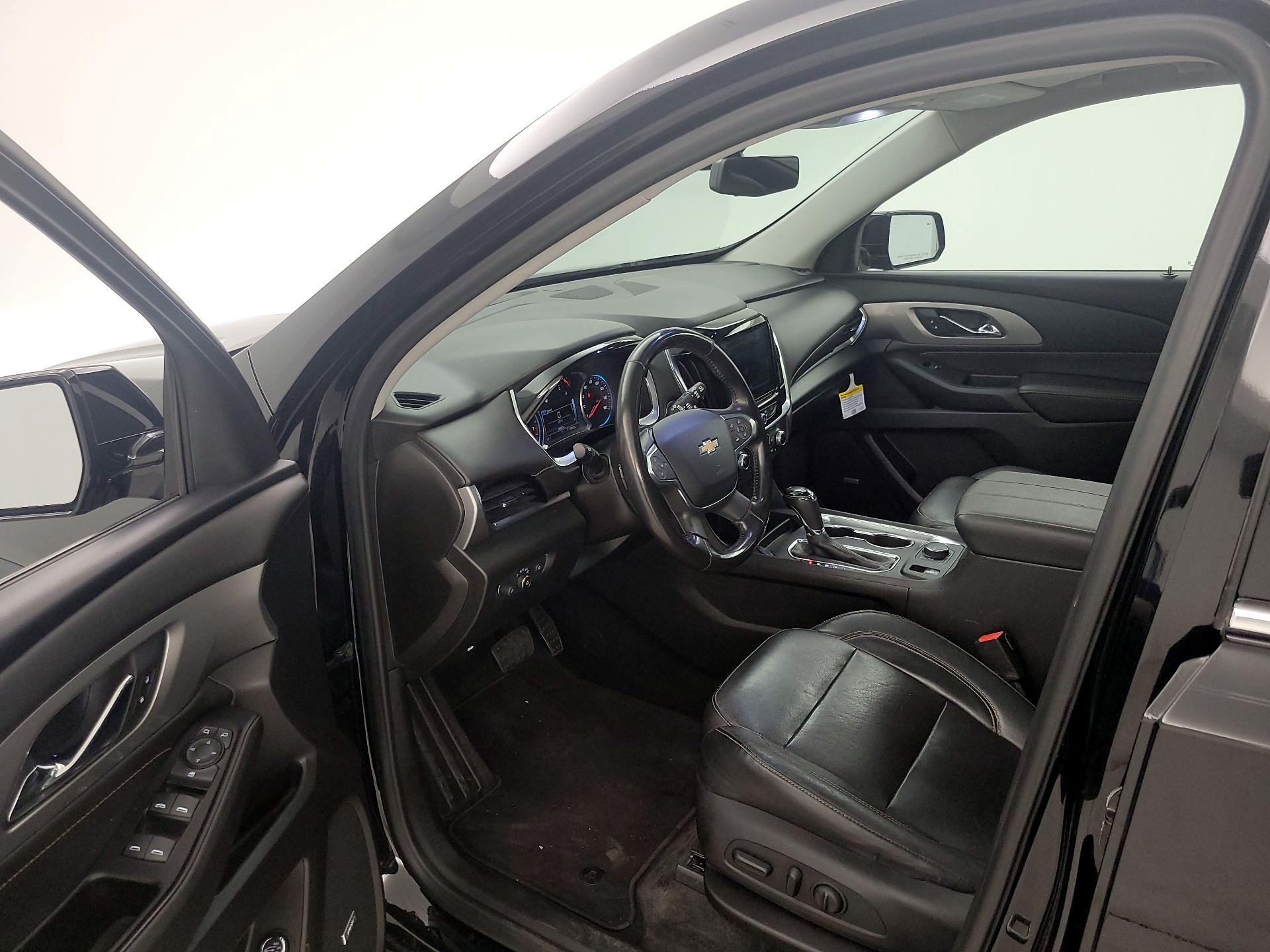 Thumbnail: 2019 Chevrolet Traverse - 11